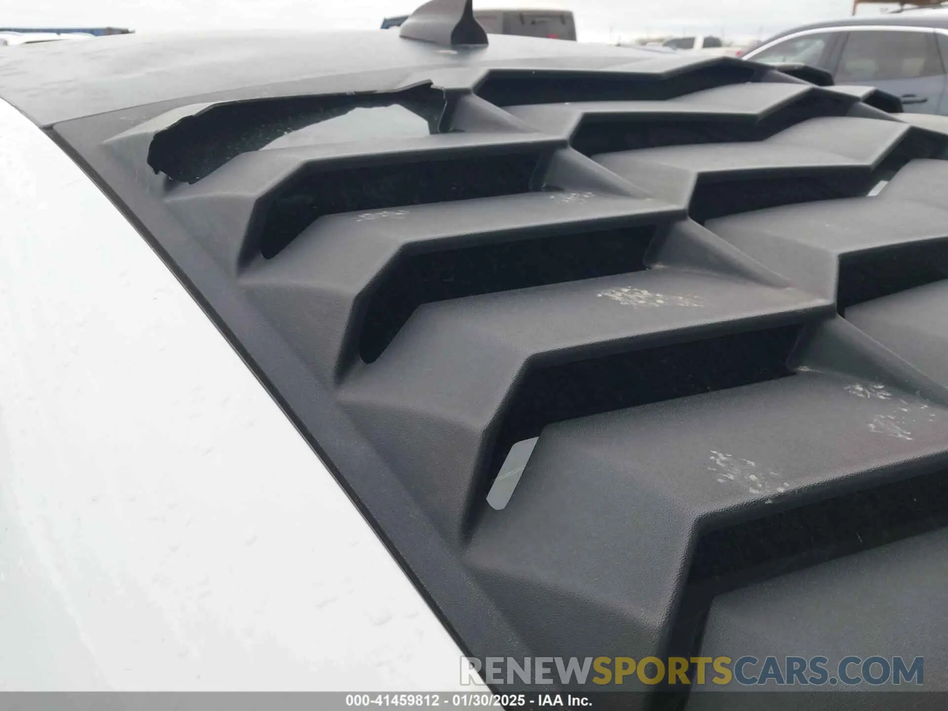 19 Photograph of a damaged car 2C3CDXGJ5KH571897 DODGE CHARGER 2019