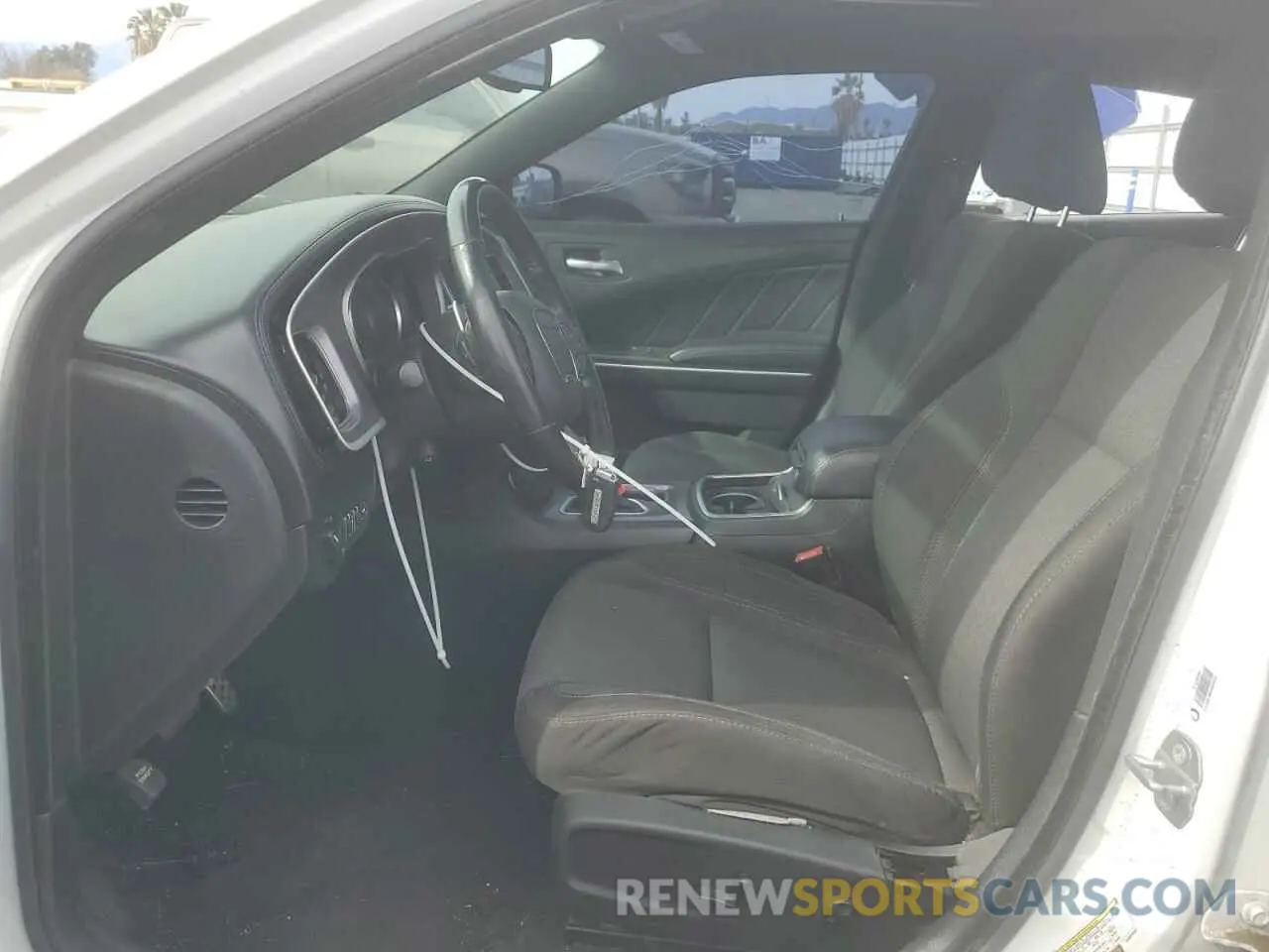 7 Photograph of a damaged car 2C3CDXGJ5KH647005 DODGE CHARGER 2019