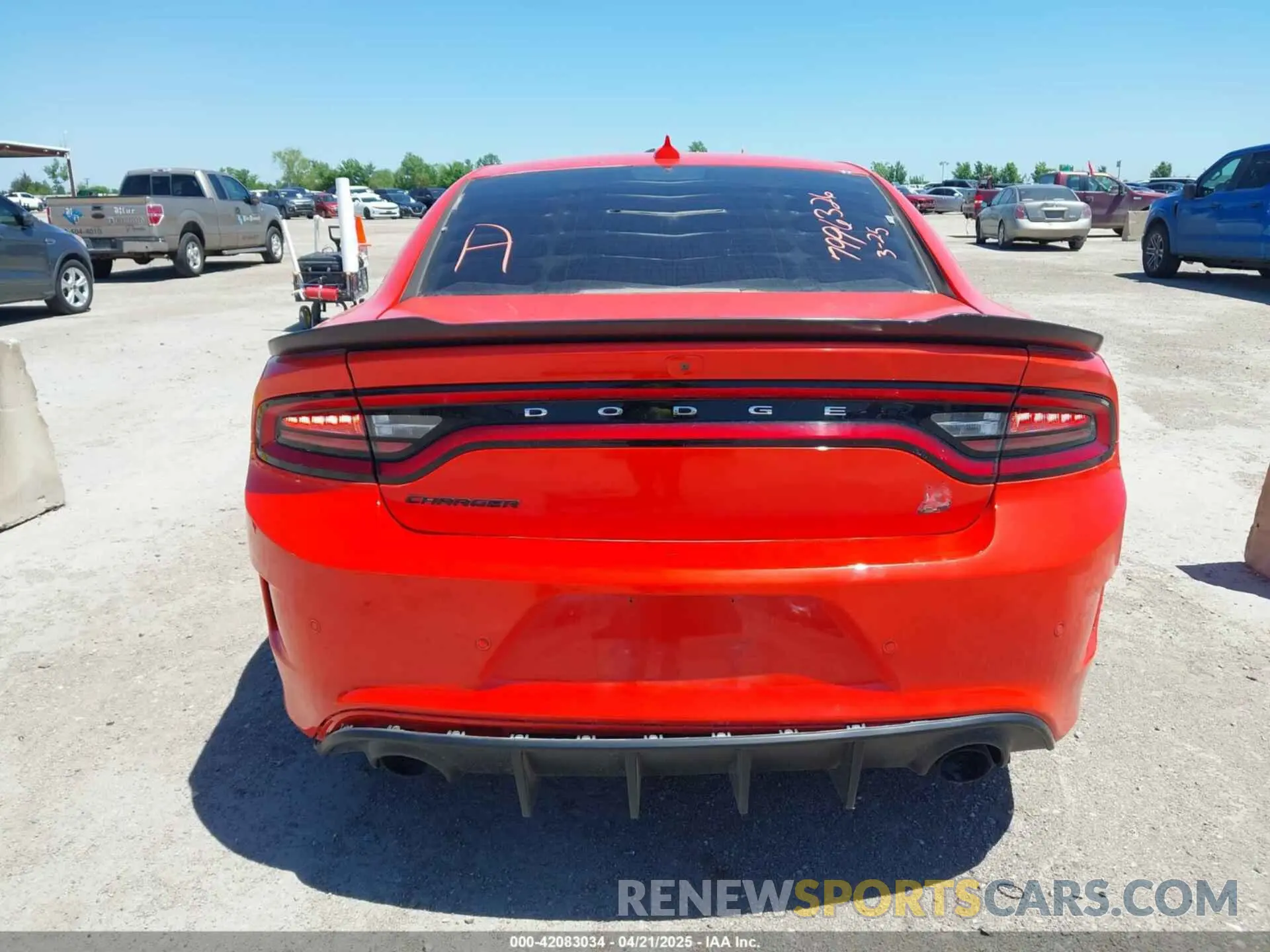 15 Photograph of a damaged car 2C3CDXGJ5KH653516 DODGE CHARGER 2019