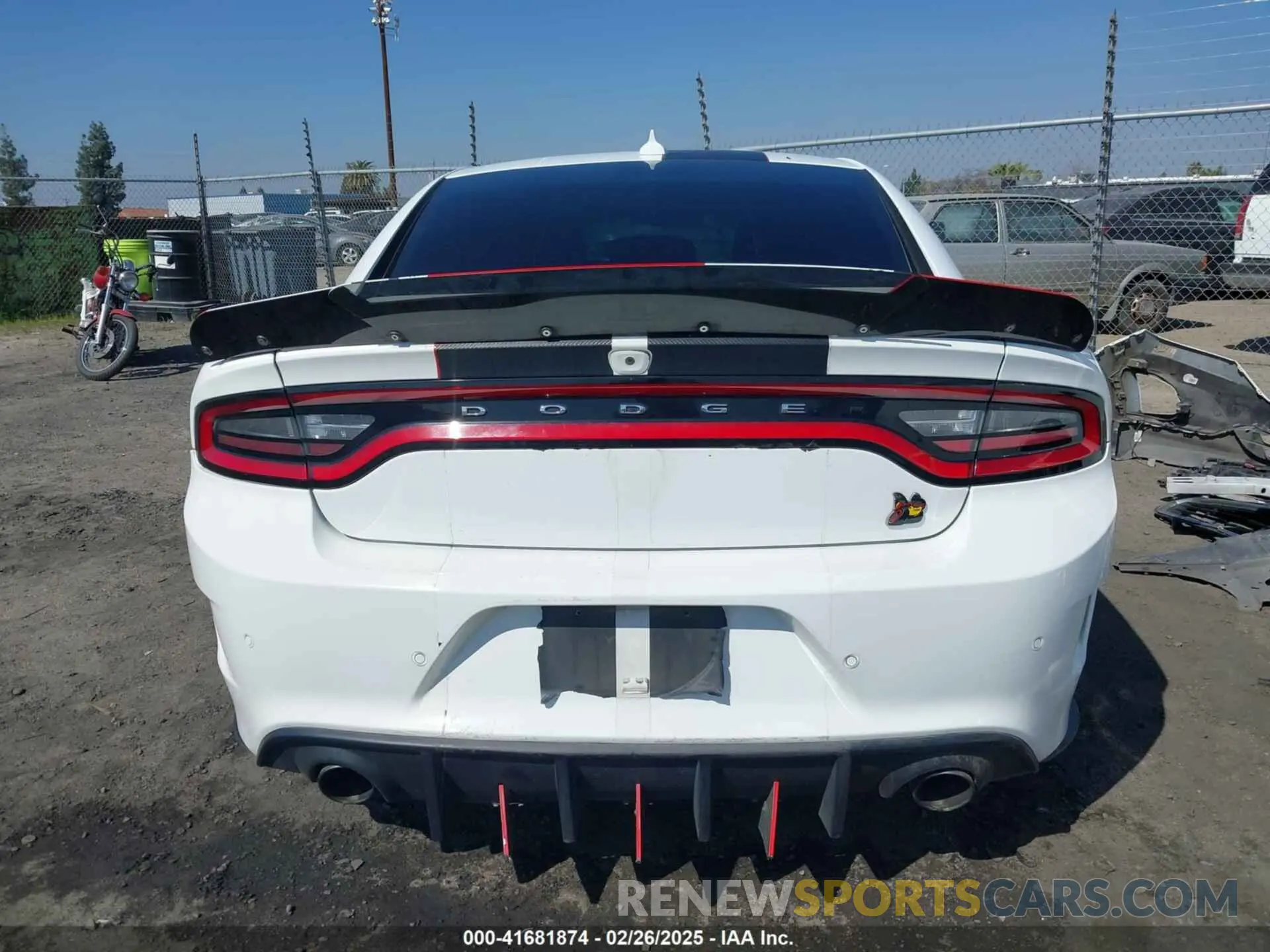 16 Photograph of a damaged car 2C3CDXGJ5Kh506208 DODGE CHARGER 2019