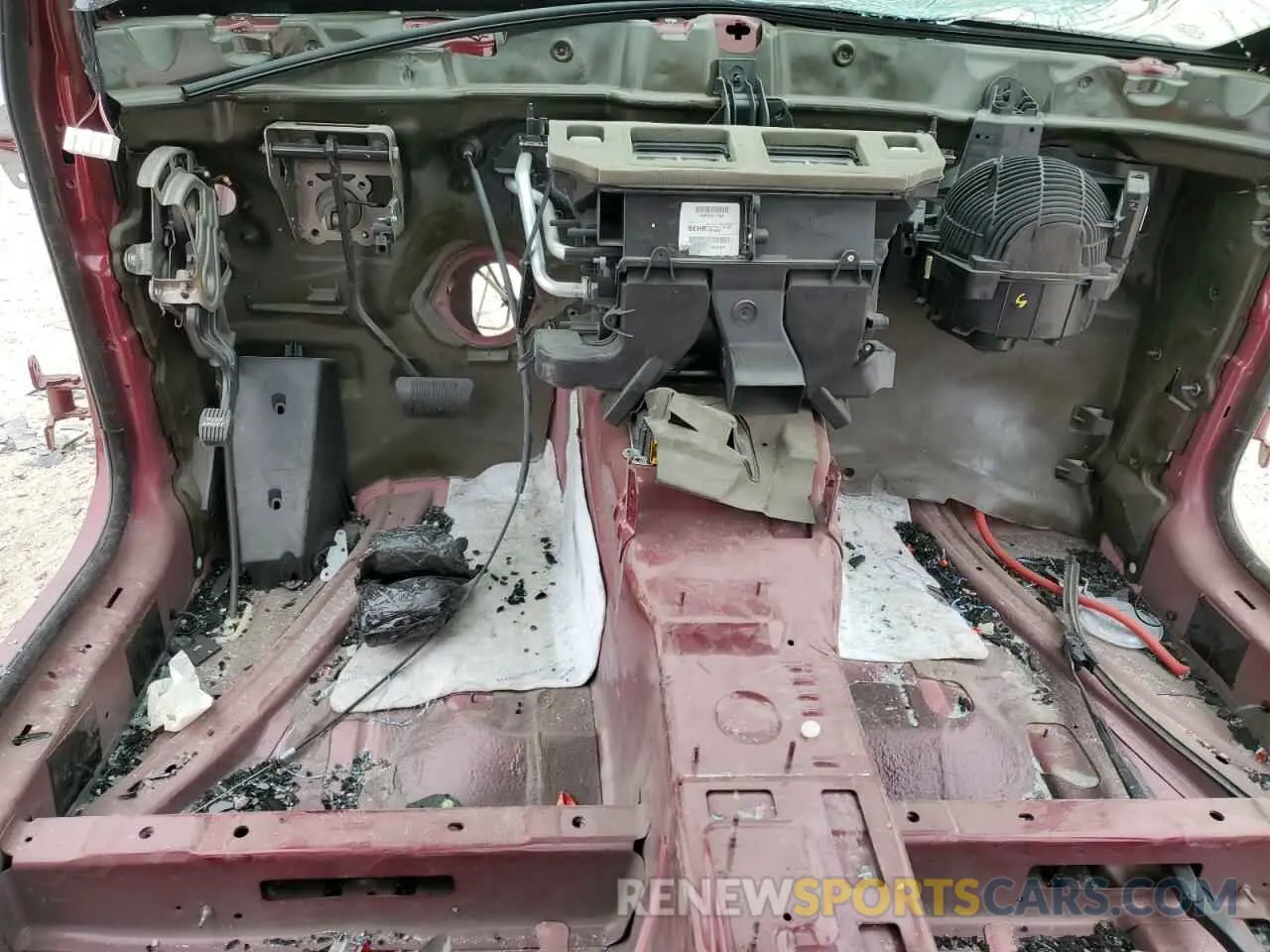 8 Photograph of a damaged car 2C3CDXGJ6KH519100 DODGE CHARGER 2019