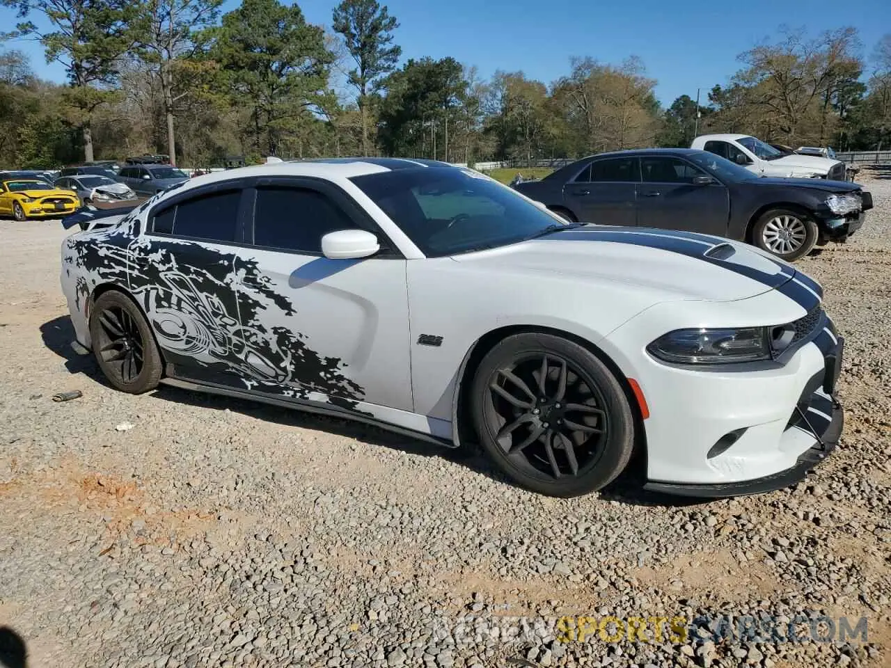 4 Photograph of a damaged car 2C3CDXGJ6KH692406 DODGE CHARGER 2019