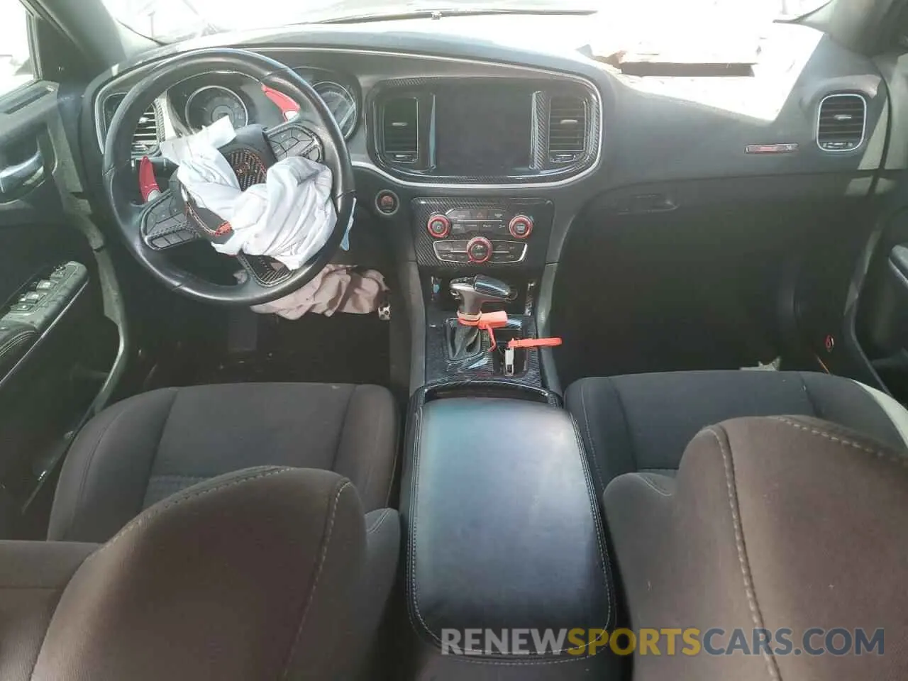 8 Photograph of a damaged car 2C3CDXGJ7KH672844 DODGE CHARGER 2019