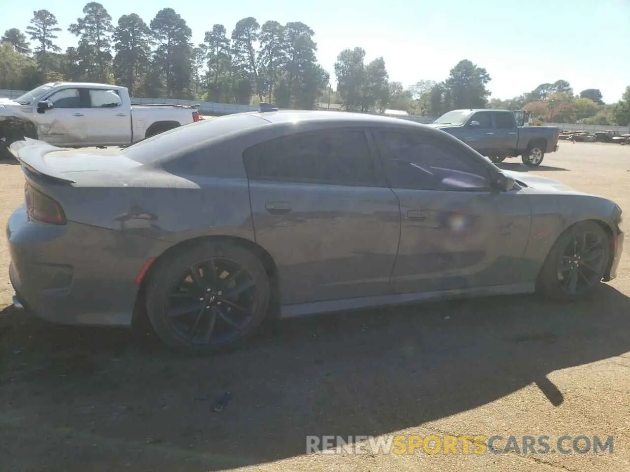 3 Photograph of a damaged car 2C3CDXGJ8KH689054 DODGE CHARGER 2019