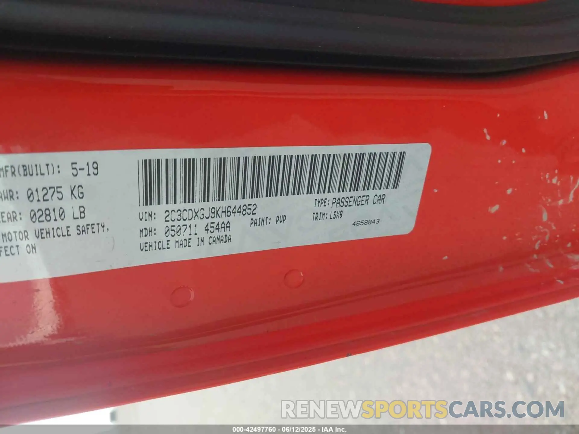 9 Photograph of a damaged car 2C3CDXGJ9KH644852 DODGE CHARGER 2019