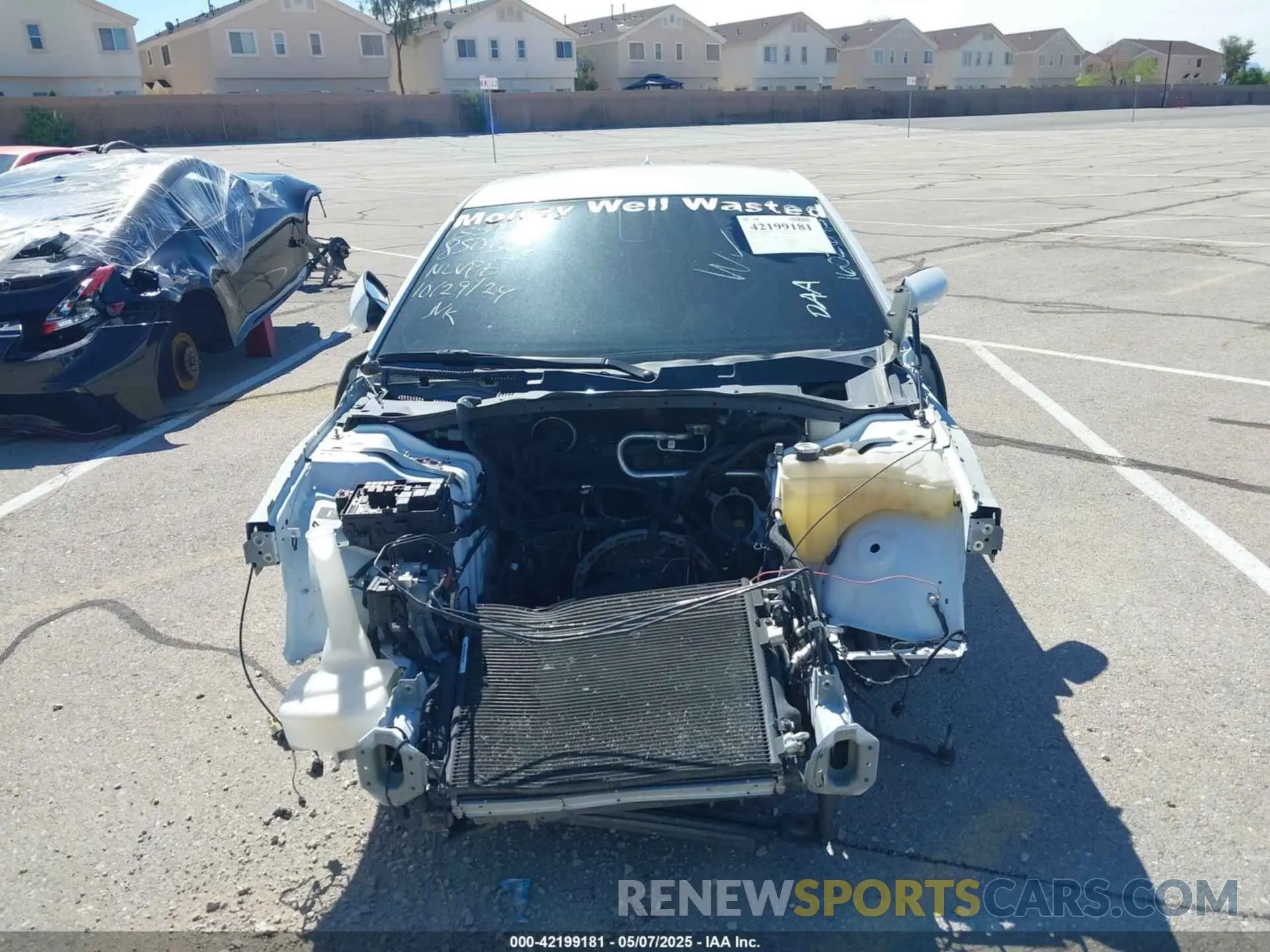 11 Photograph of a damaged car 2C3CDXGJ9KH742747 DODGE CHARGER 2019