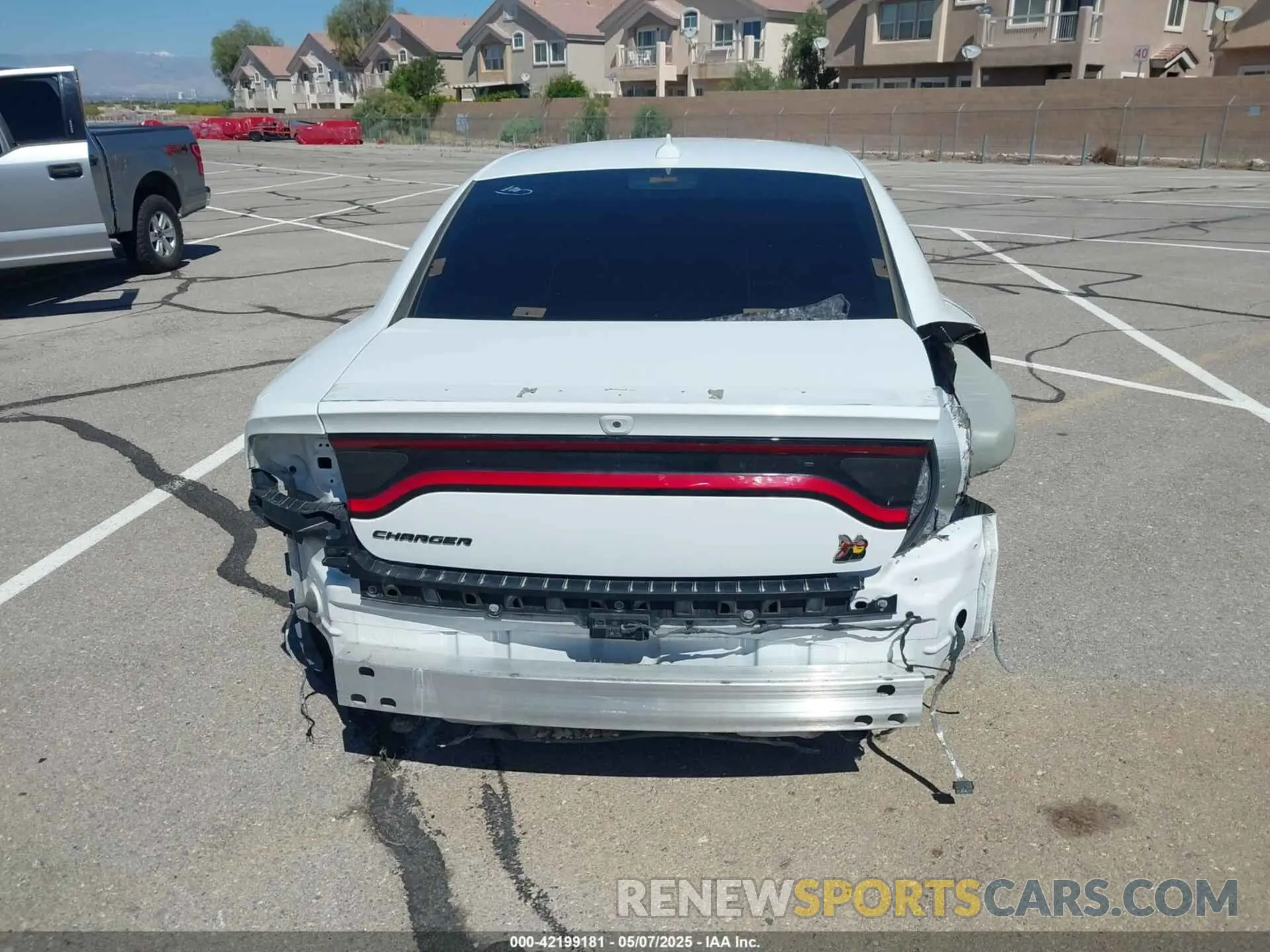 15 Photograph of a damaged car 2C3CDXGJ9KH742747 DODGE CHARGER 2019