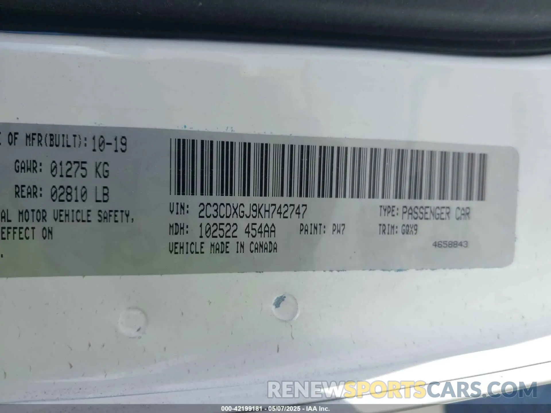 9 Photograph of a damaged car 2C3CDXGJ9KH742747 DODGE CHARGER 2019
