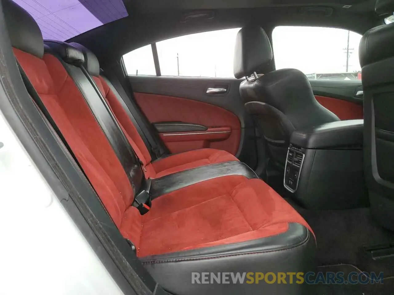 10 Photograph of a damaged car 2C3CDXGJXKH520282 DODGE CHARGER 2019