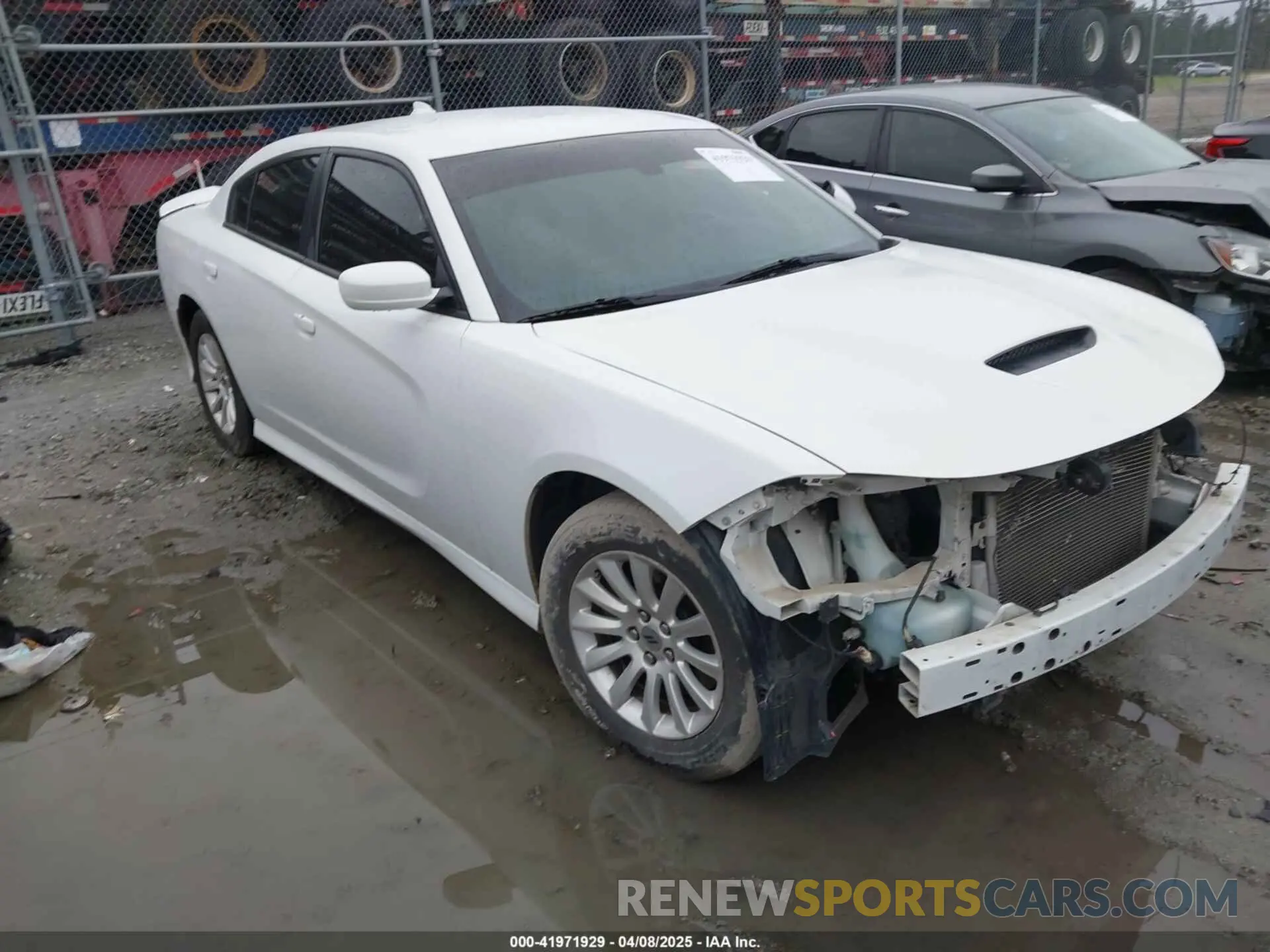 1 Photograph of a damaged car 2C3CDXHG0KH512582 DODGE CHARGER 2019