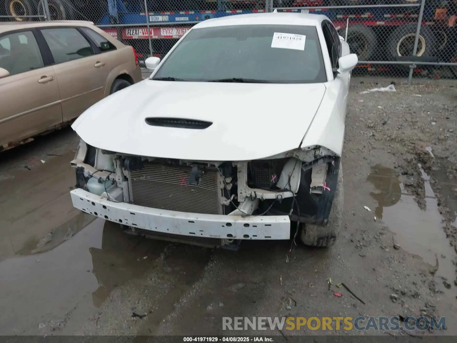 12 Photograph of a damaged car 2C3CDXHG0KH512582 DODGE CHARGER 2019