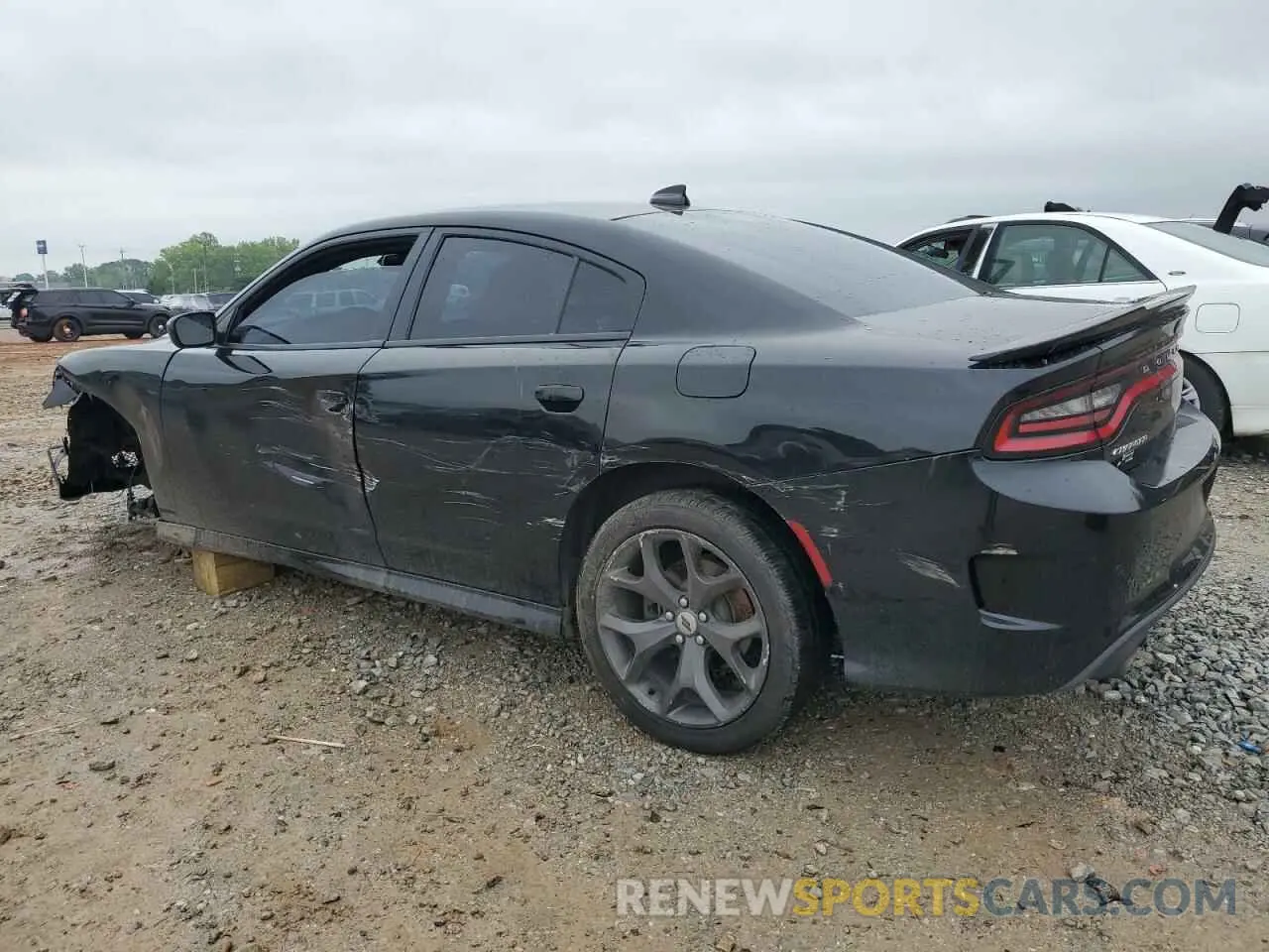 2 Photograph of a damaged car 2C3CDXHG0KH578761 DODGE CHARGER 2019