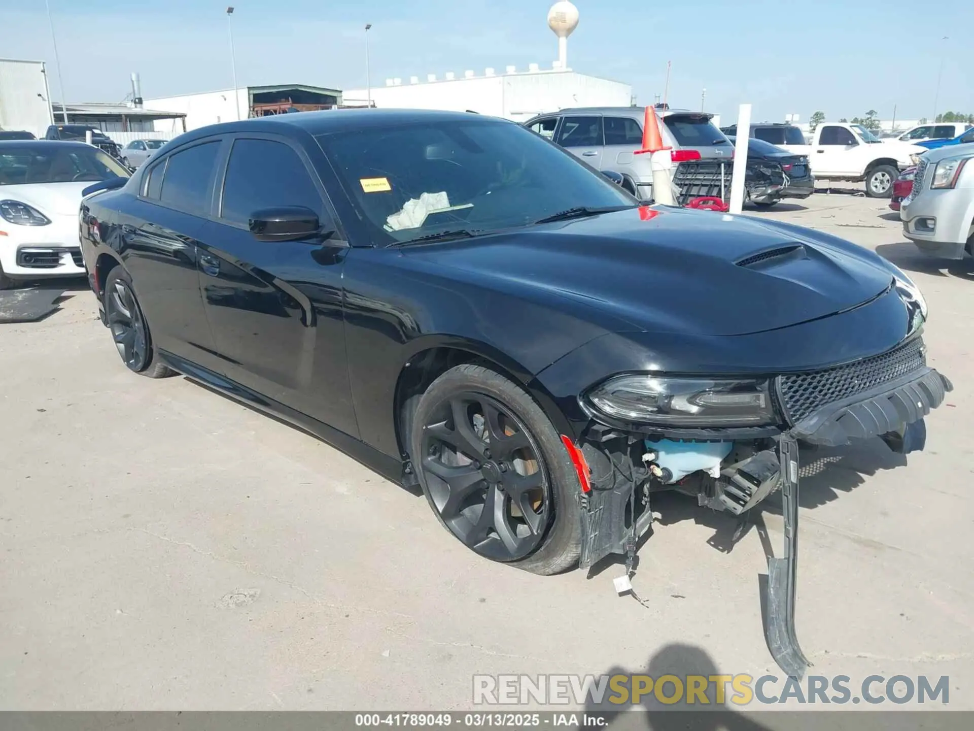 1 Photograph of a damaged car 2C3CDXHG0KH589064 DODGE CHARGER 2019