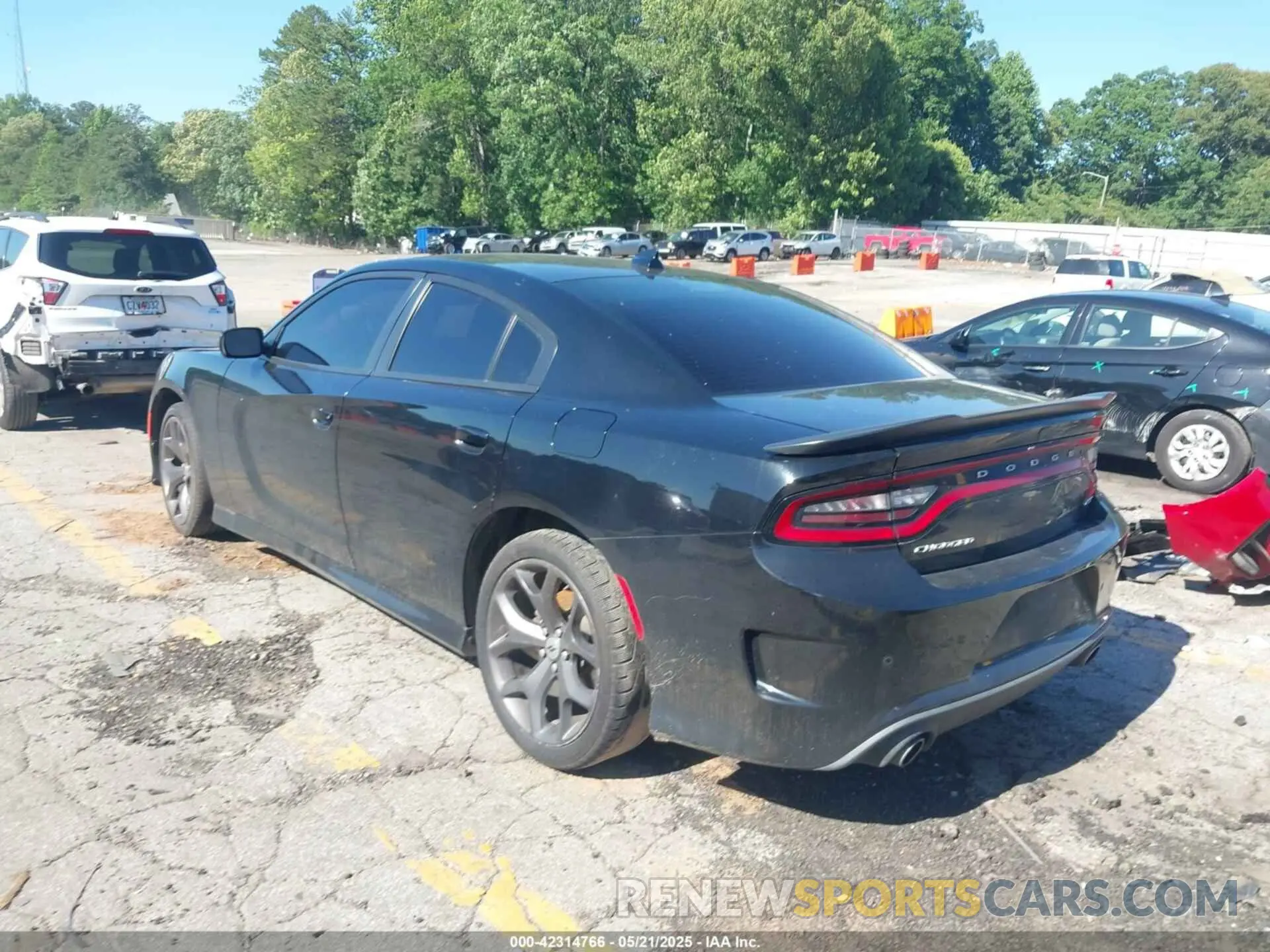 3 Photograph of a damaged car 2C3CDXHG0KH681145 DODGE CHARGER 2019