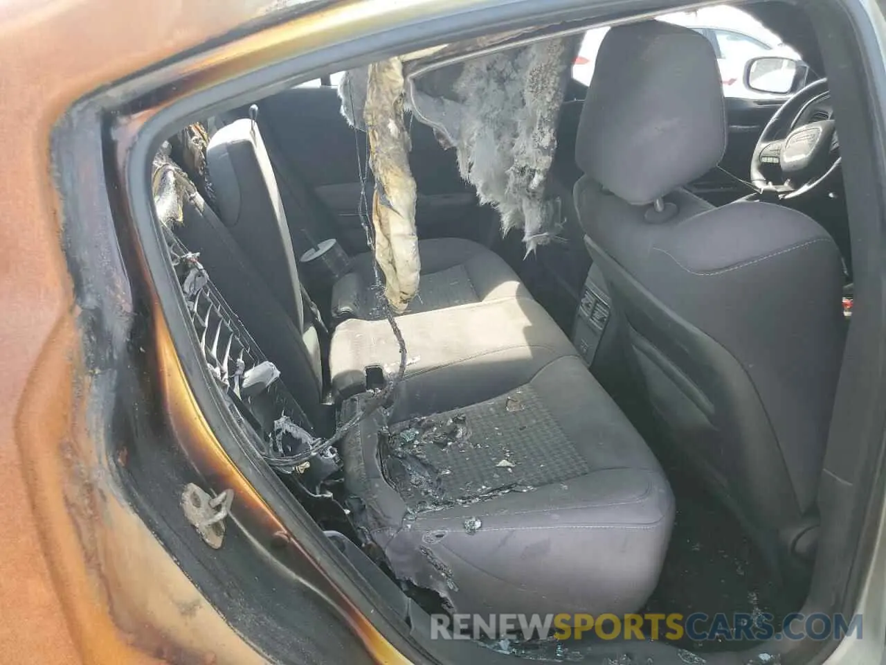 10 Photograph of a damaged car 2C3CDXHG1KH558714 DODGE CHARGER 2019