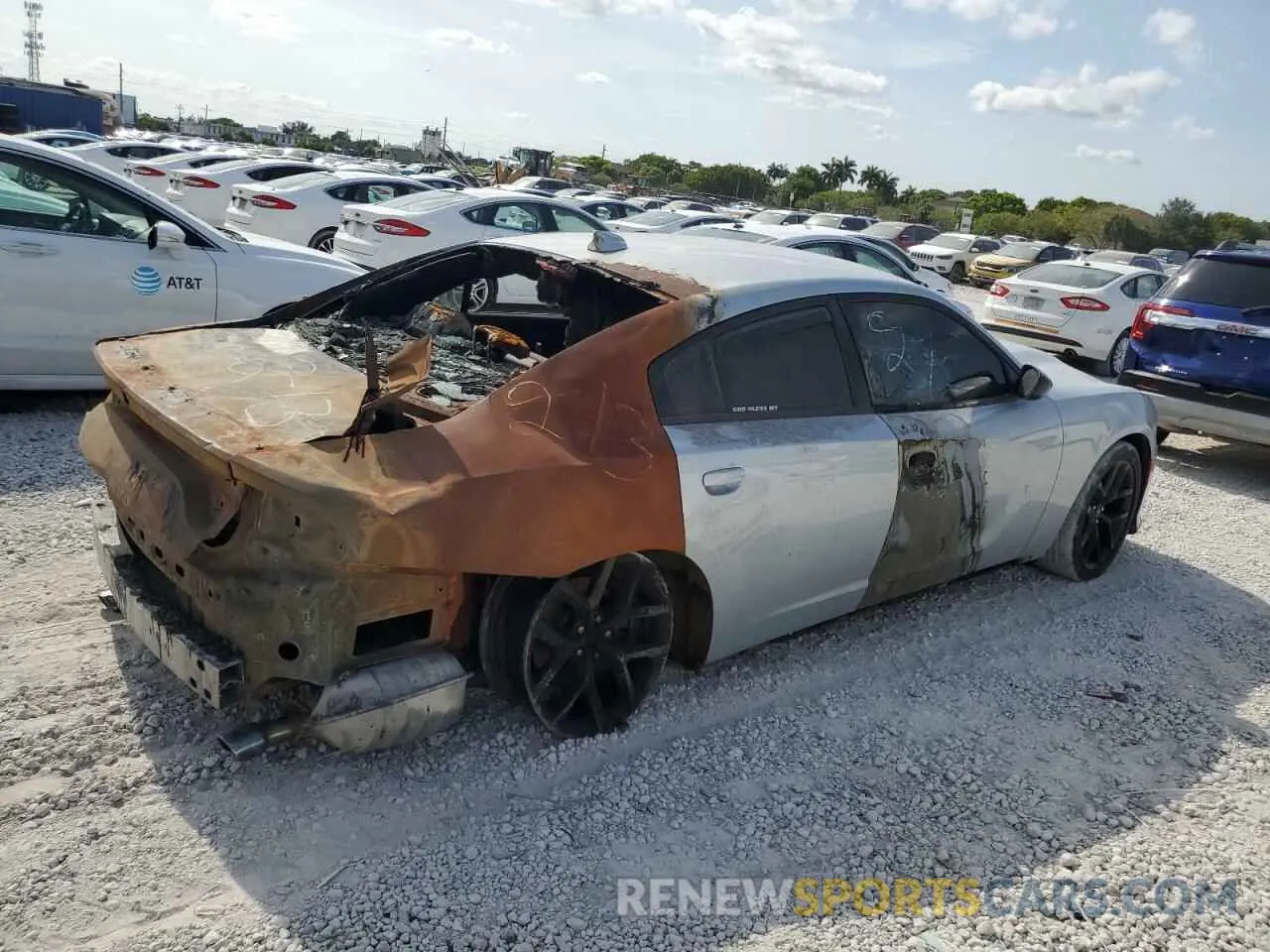 3 Photograph of a damaged car 2C3CDXHG1KH558714 DODGE CHARGER 2019