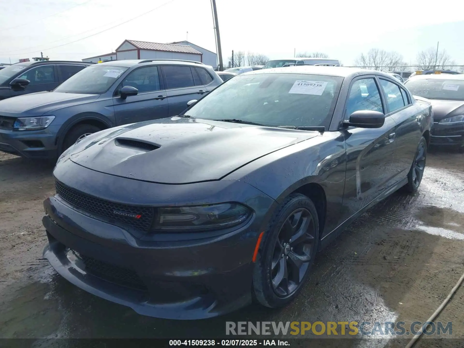 2 Photograph of a damaged car 2C3CDXHG1KH565596 DODGE CHARGER 2019