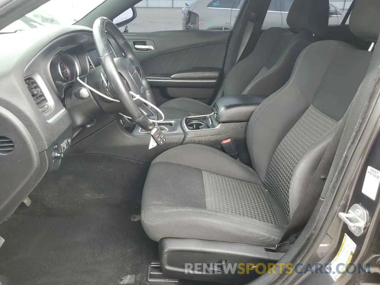7 Photograph of a damaged car 2C3CDXHG1KH567719 DODGE CHARGER 2019