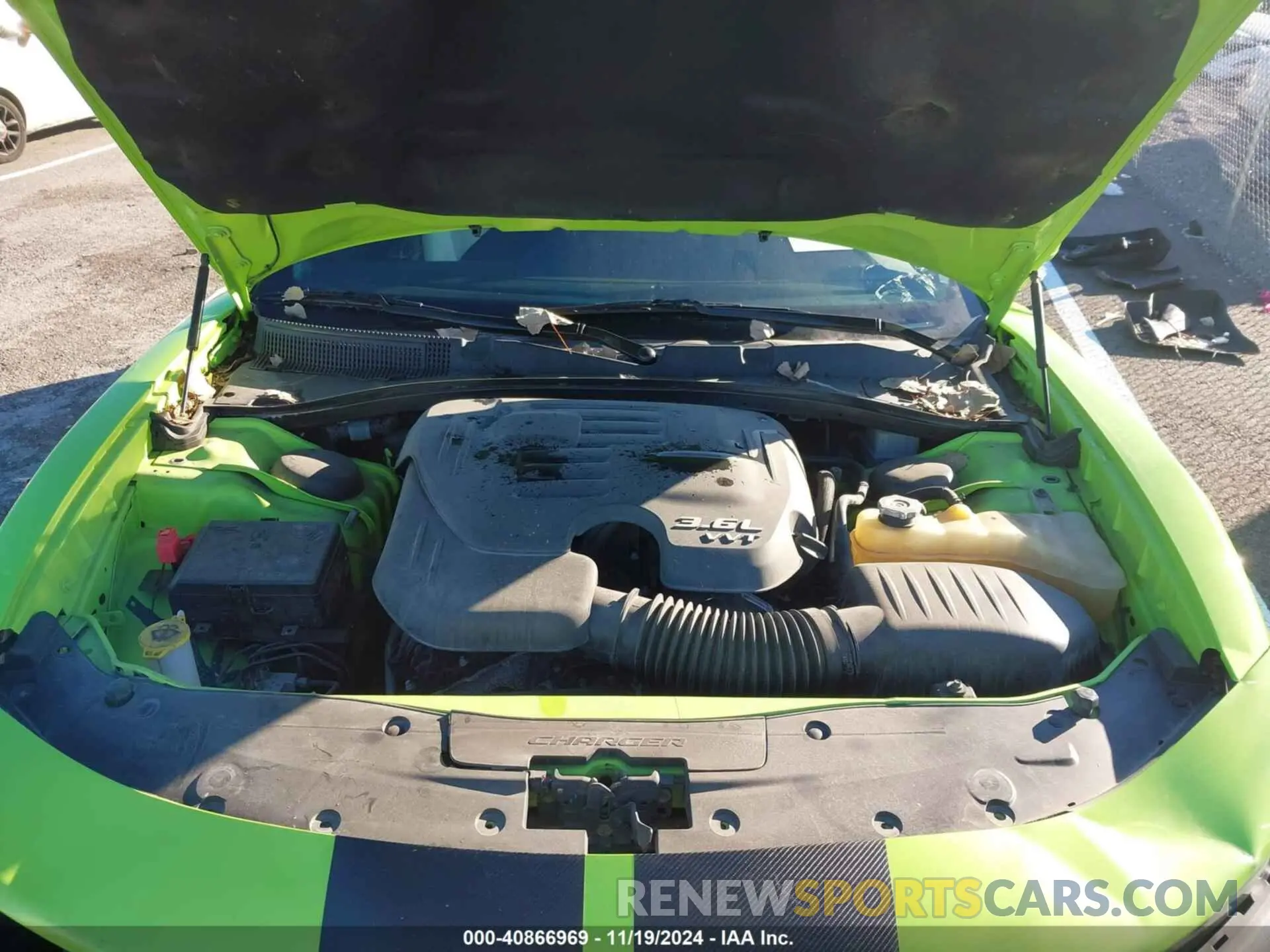 10 Photograph of a damaged car 2C3CDXHG1KH706666 DODGE CHARGER 2019