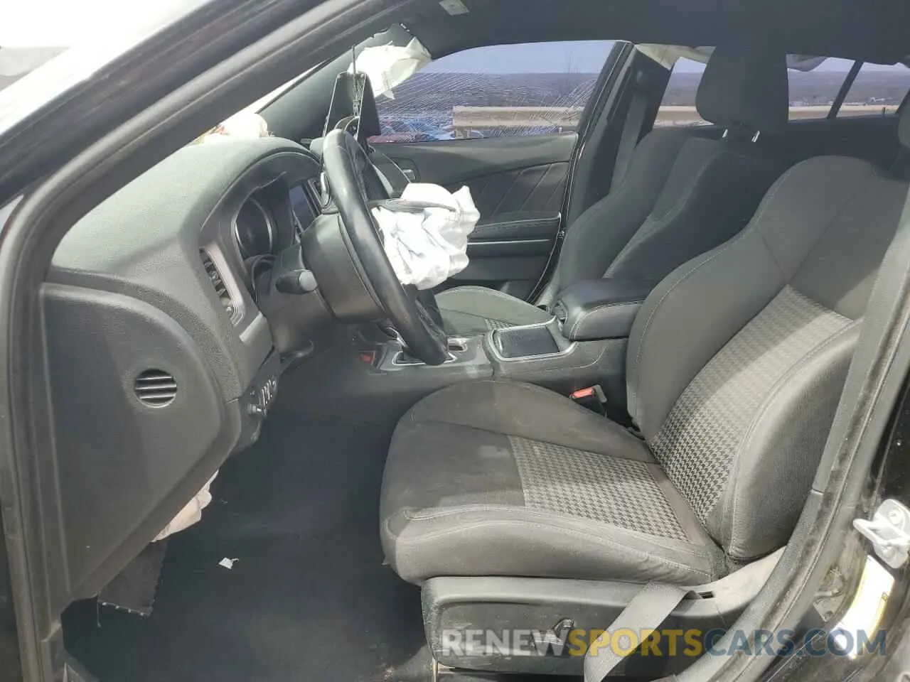 7 Photograph of a damaged car 2C3CDXHG2KH567146 DODGE CHARGER 2019