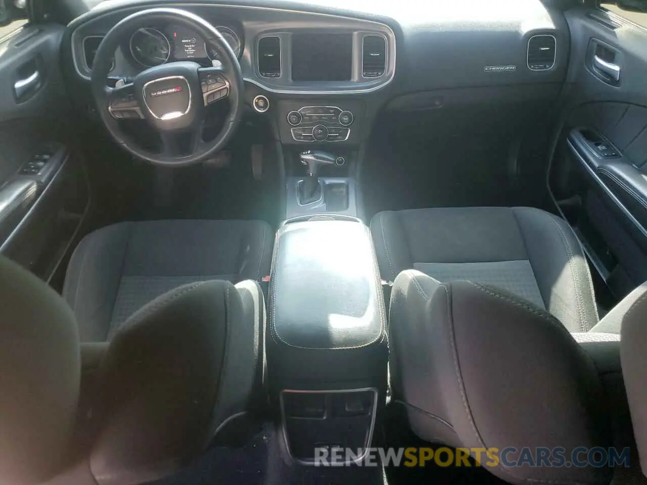 8 Photograph of a damaged car 2C3CDXHG2KH567339 DODGE CHARGER 2019