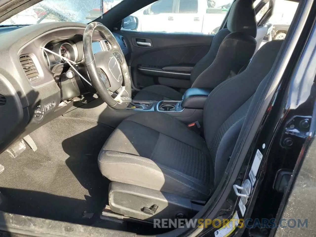 7 Photograph of a damaged car 2C3CDXHG2KH567809 DODGE CHARGER 2019