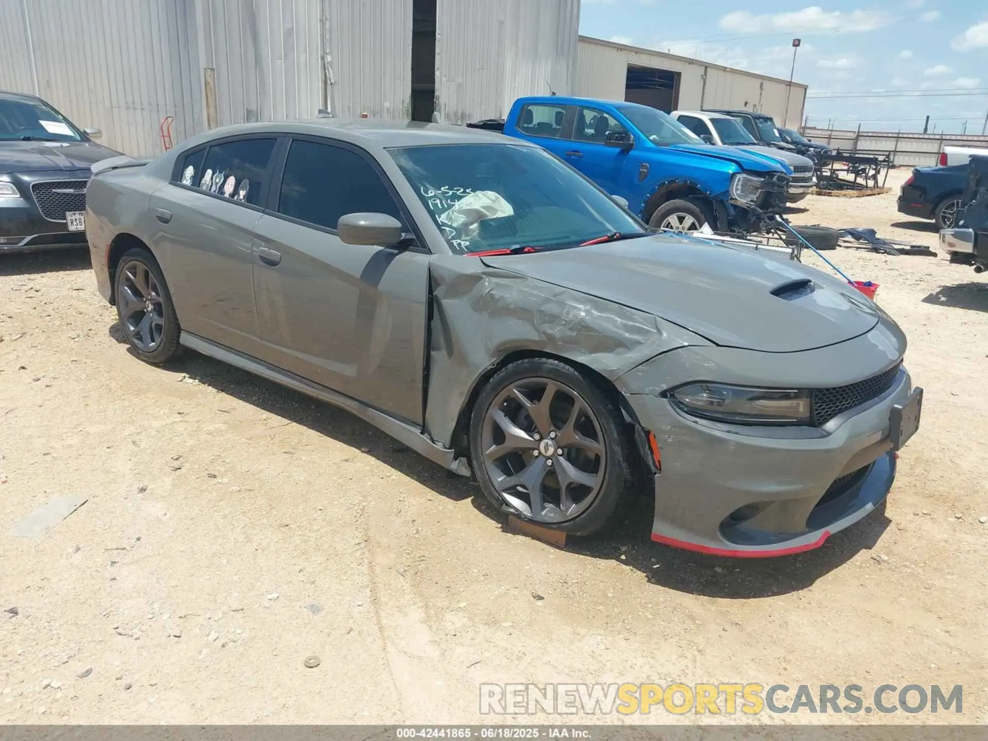 1 Photograph of a damaged car 2C3CDXHG2KH631914 DODGE CHARGER 2019