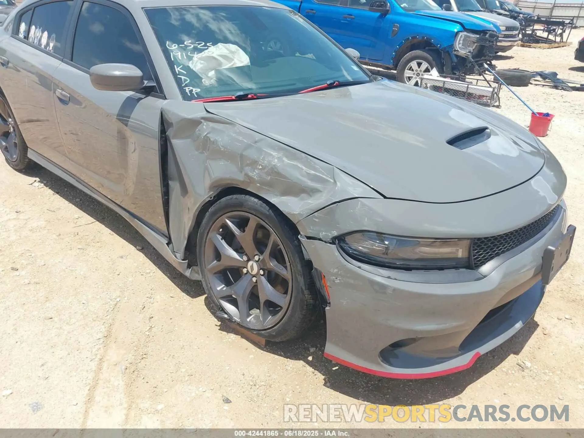 6 Photograph of a damaged car 2C3CDXHG2KH631914 DODGE CHARGER 2019