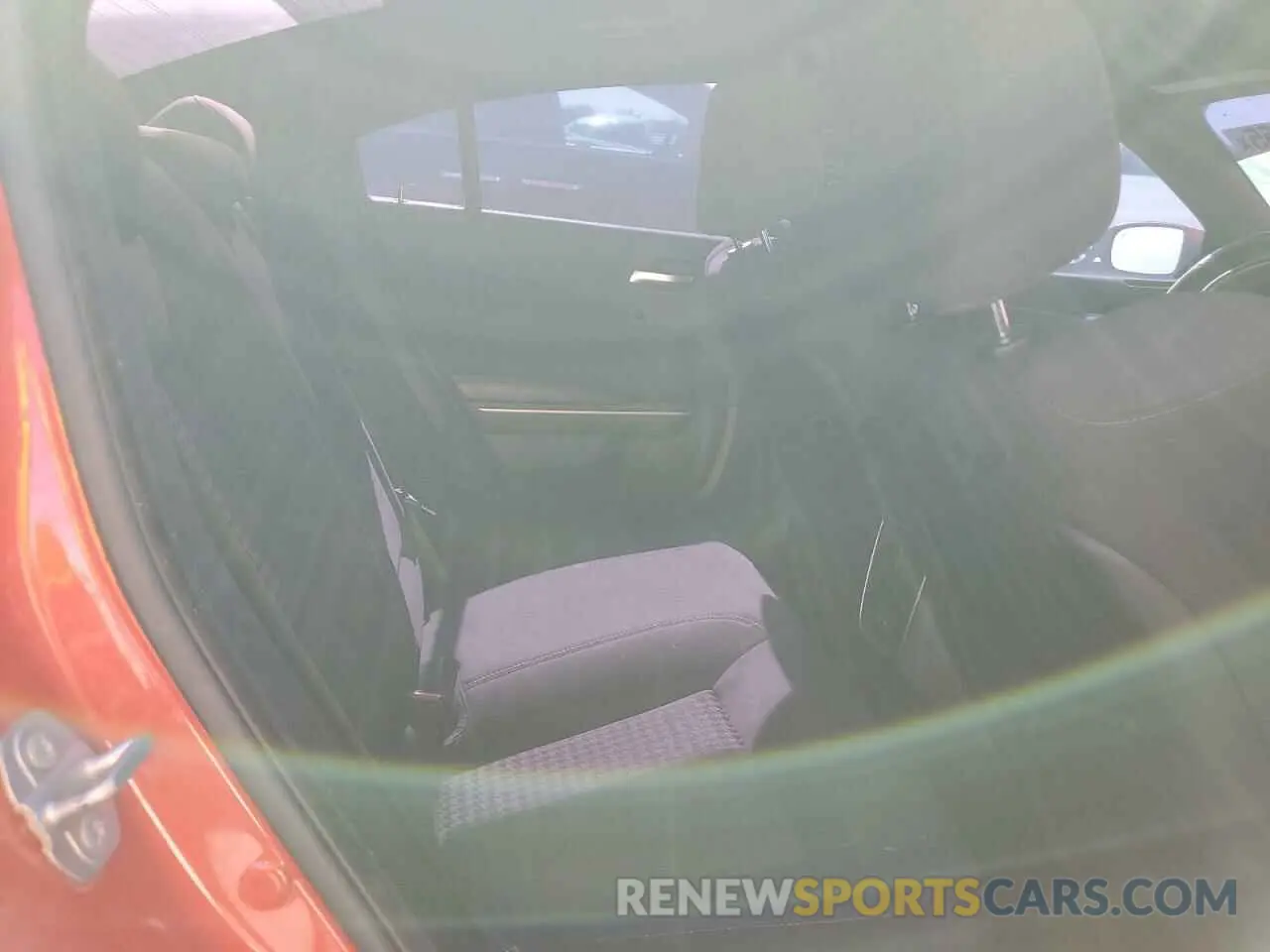 10 Photograph of a damaged car 2C3CDXHG2KH674360 DODGE CHARGER 2019