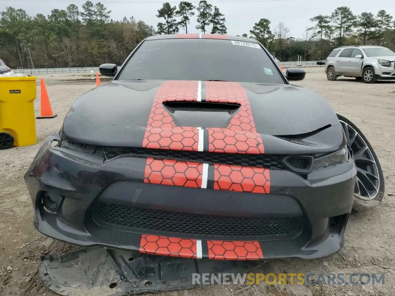 5 Photograph of a damaged car 2C3CDXHG3KH584571 DODGE CHARGER 2019