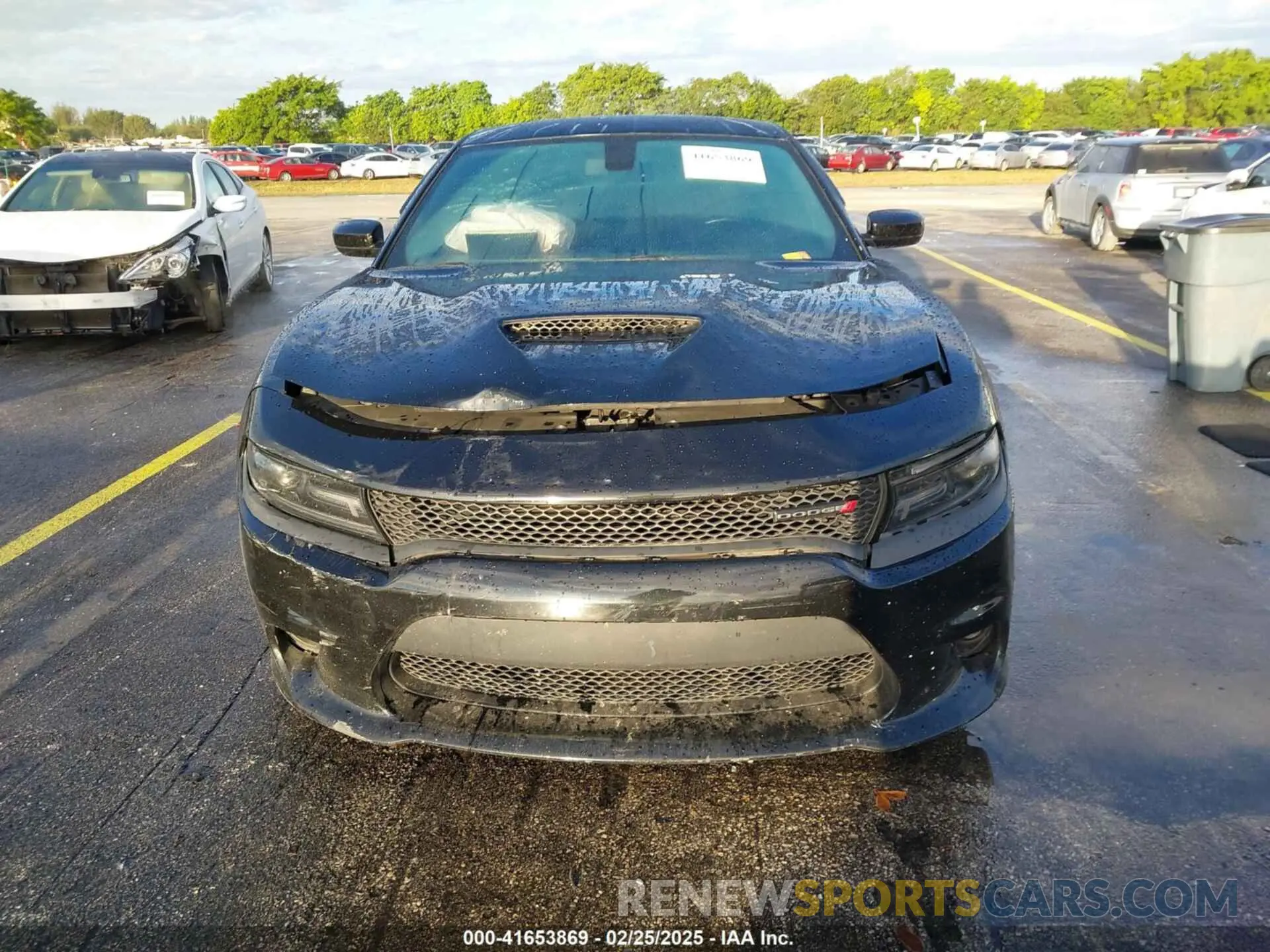 12 Photograph of a damaged car 2C3CDXHG3KH607900 DODGE CHARGER 2019