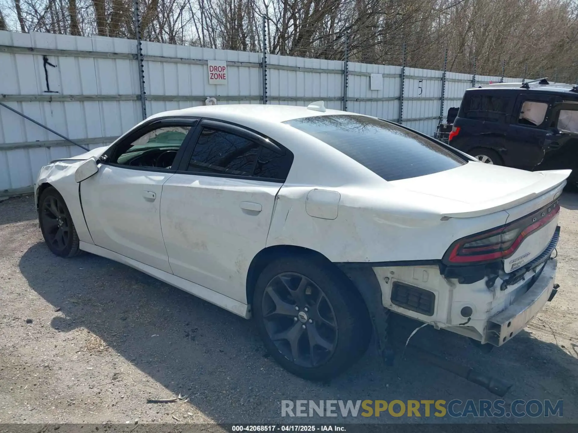 19 Photograph of a damaged car 2C3CDXHG3KH611302 DODGE CHARGER 2019