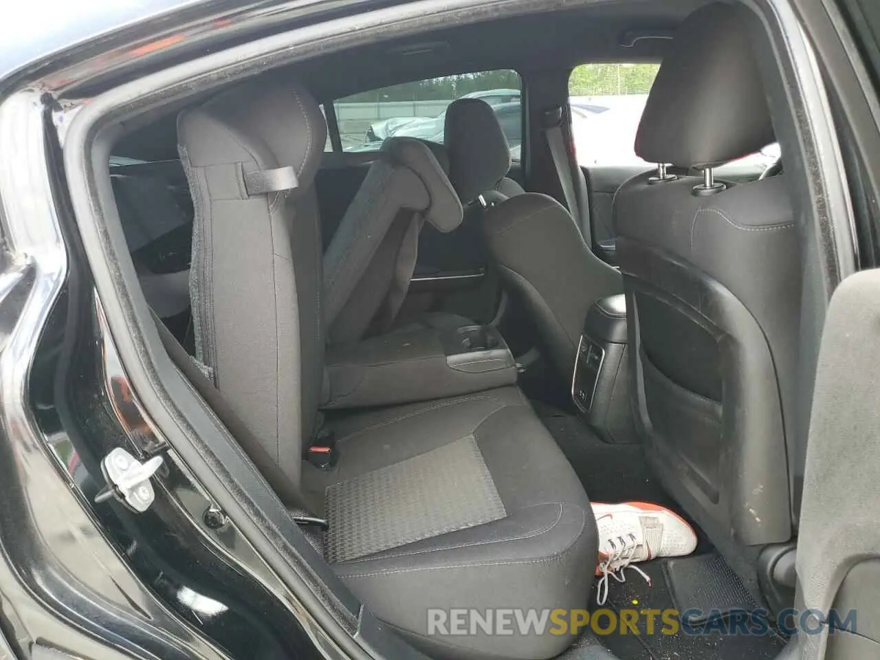 10 Photograph of a damaged car 2C3CDXHG3KH627080 DODGE CHARGER 2019