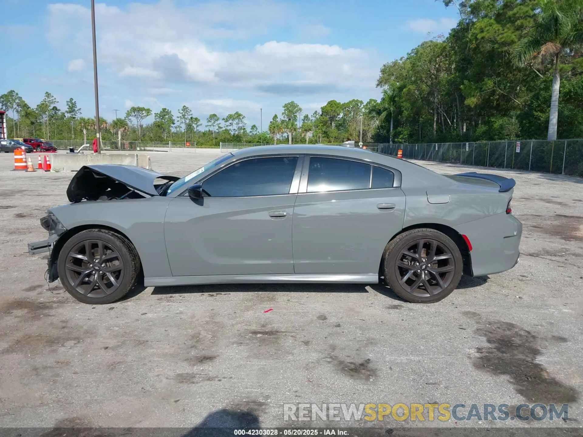 14 Photograph of a damaged car 2C3CDXHG4KH714020 DODGE CHARGER 2019