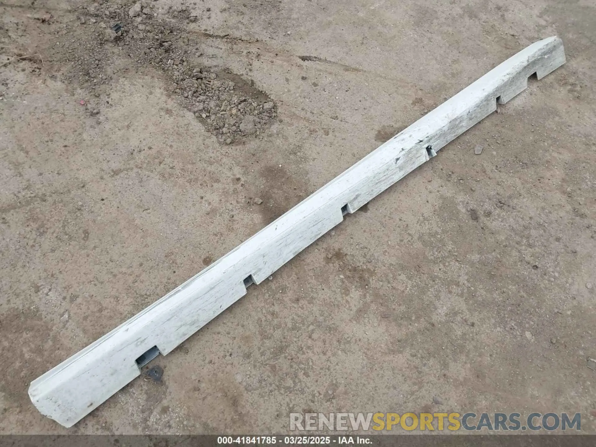12 Photograph of a damaged car 2C3CDXHG5KH585138 DODGE CHARGER 2019