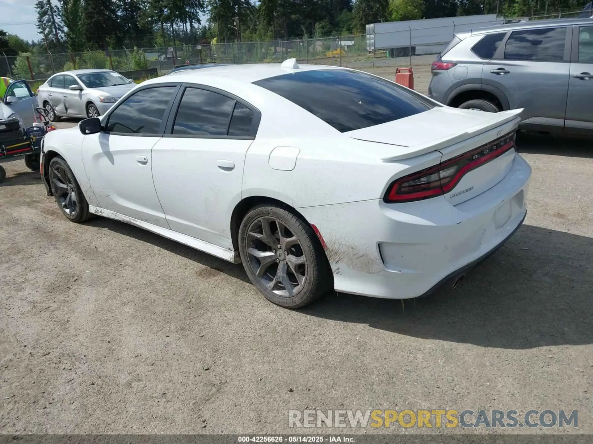 3 Photograph of a damaged car 2C3CDXHG5KH671128 DODGE CHARGER 2019