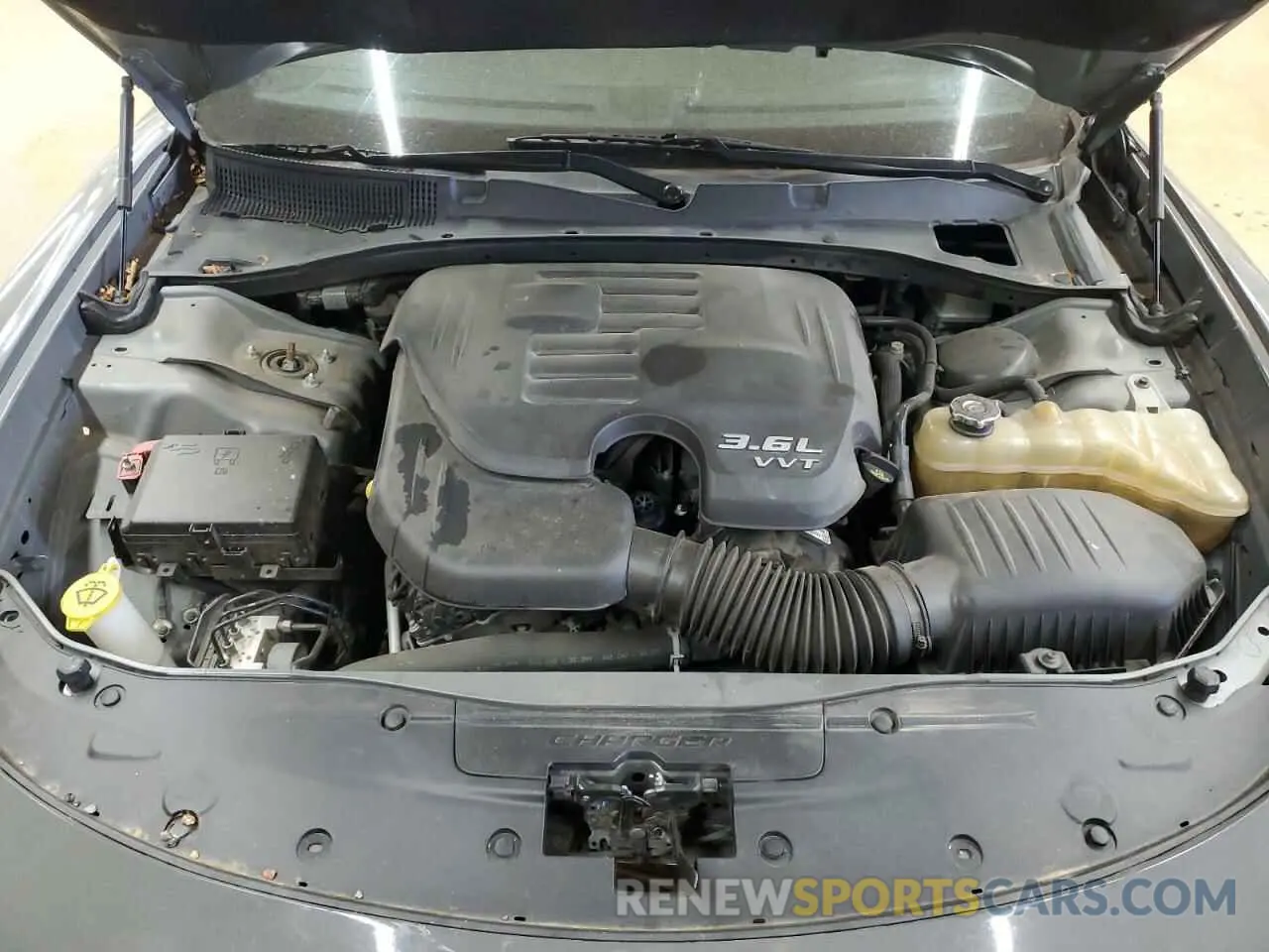 13 Photograph of a damaged car 2C3CDXHG6KH513672 DODGE CHARGER 2019