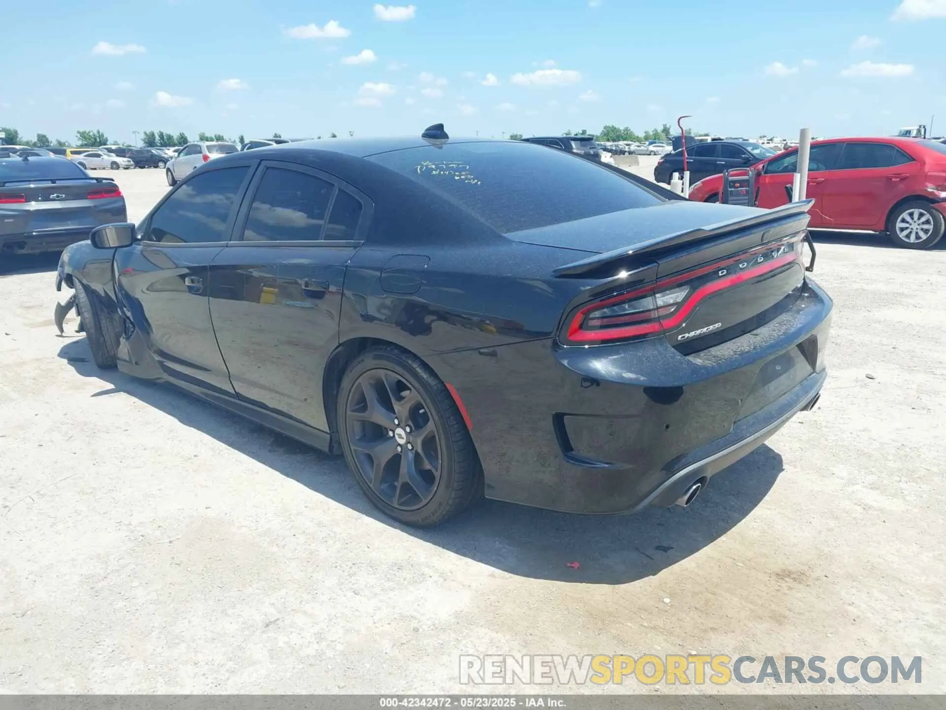 3 Photograph of a damaged car 2C3CDXHG7KH597064 DODGE CHARGER 2019