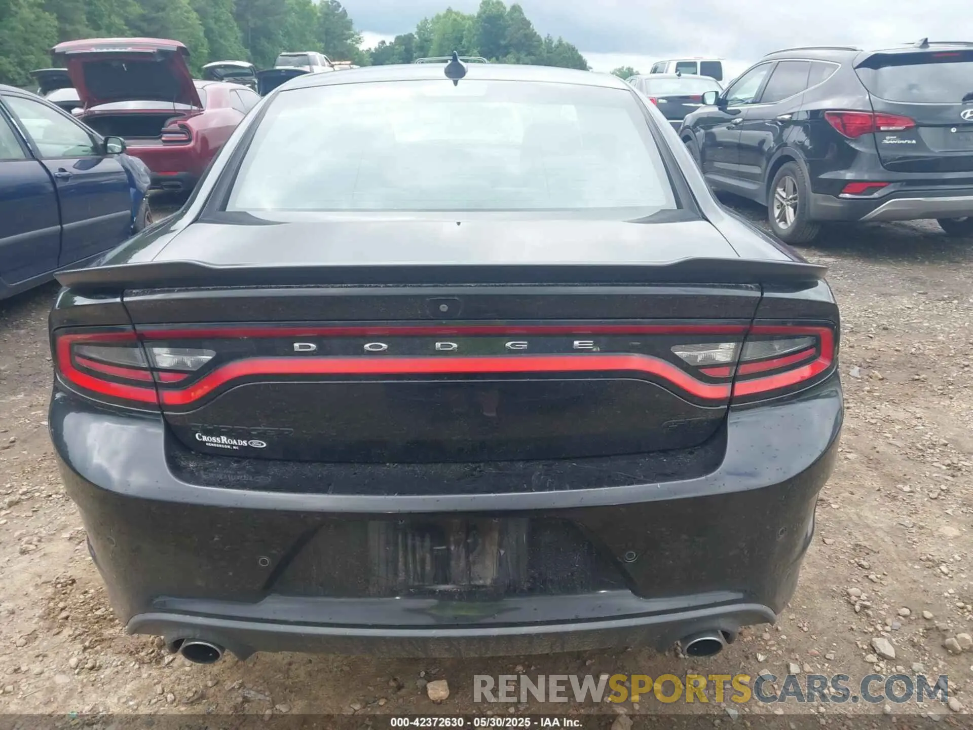 16 Photograph of a damaged car 2C3CDXHG7KH721382 DODGE CHARGER 2019