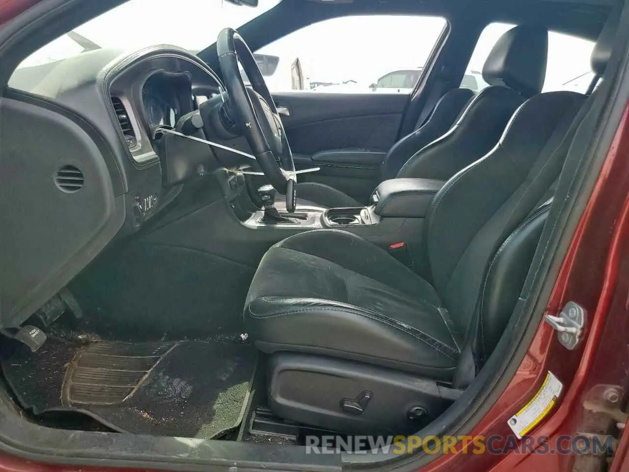 7 Photograph of a damaged car 2C3CDXHG8KH597557 DODGE CHARGER 2019