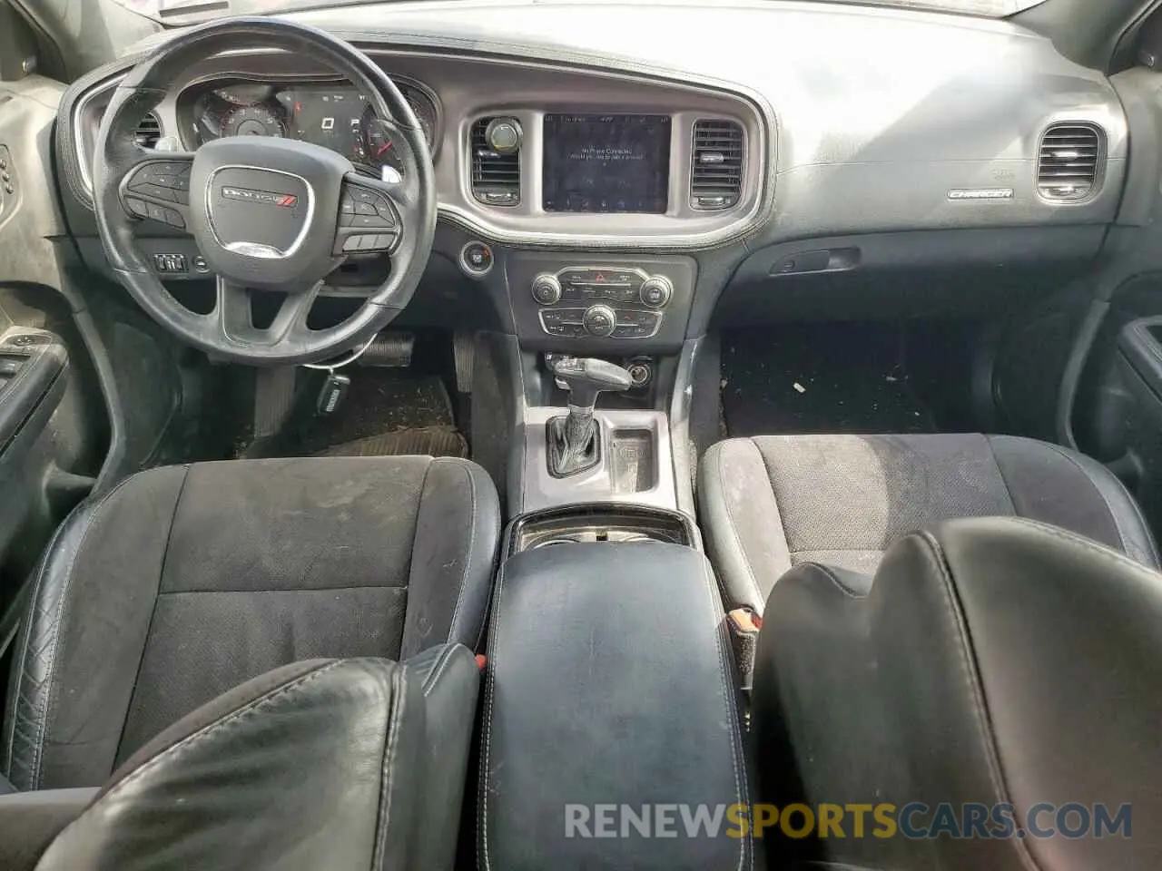 8 Photograph of a damaged car 2C3CDXHG8KH597557 DODGE CHARGER 2019
