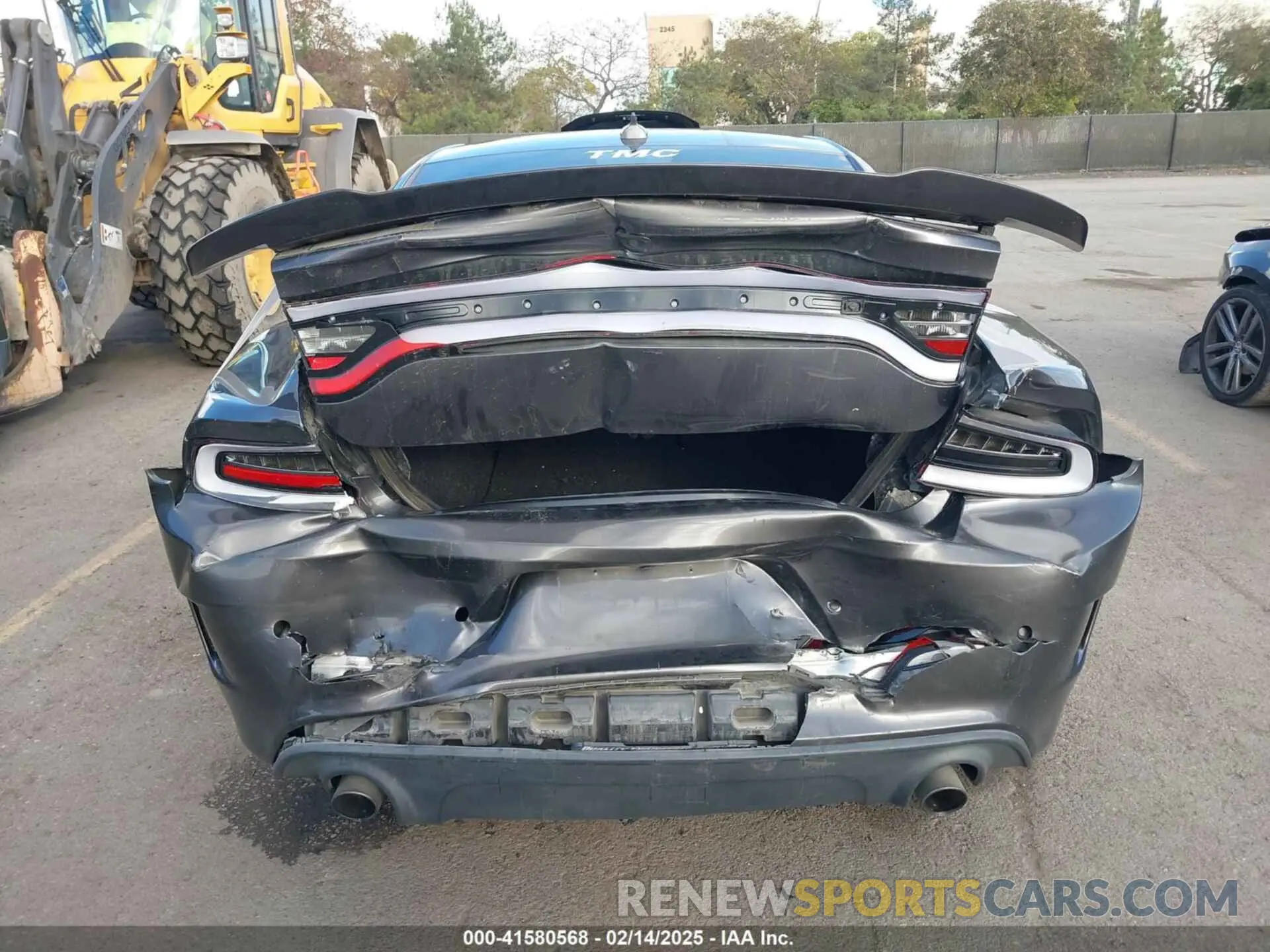 16 Photograph of a damaged car 2C3CDXHG8KH673651 DODGE CHARGER 2019