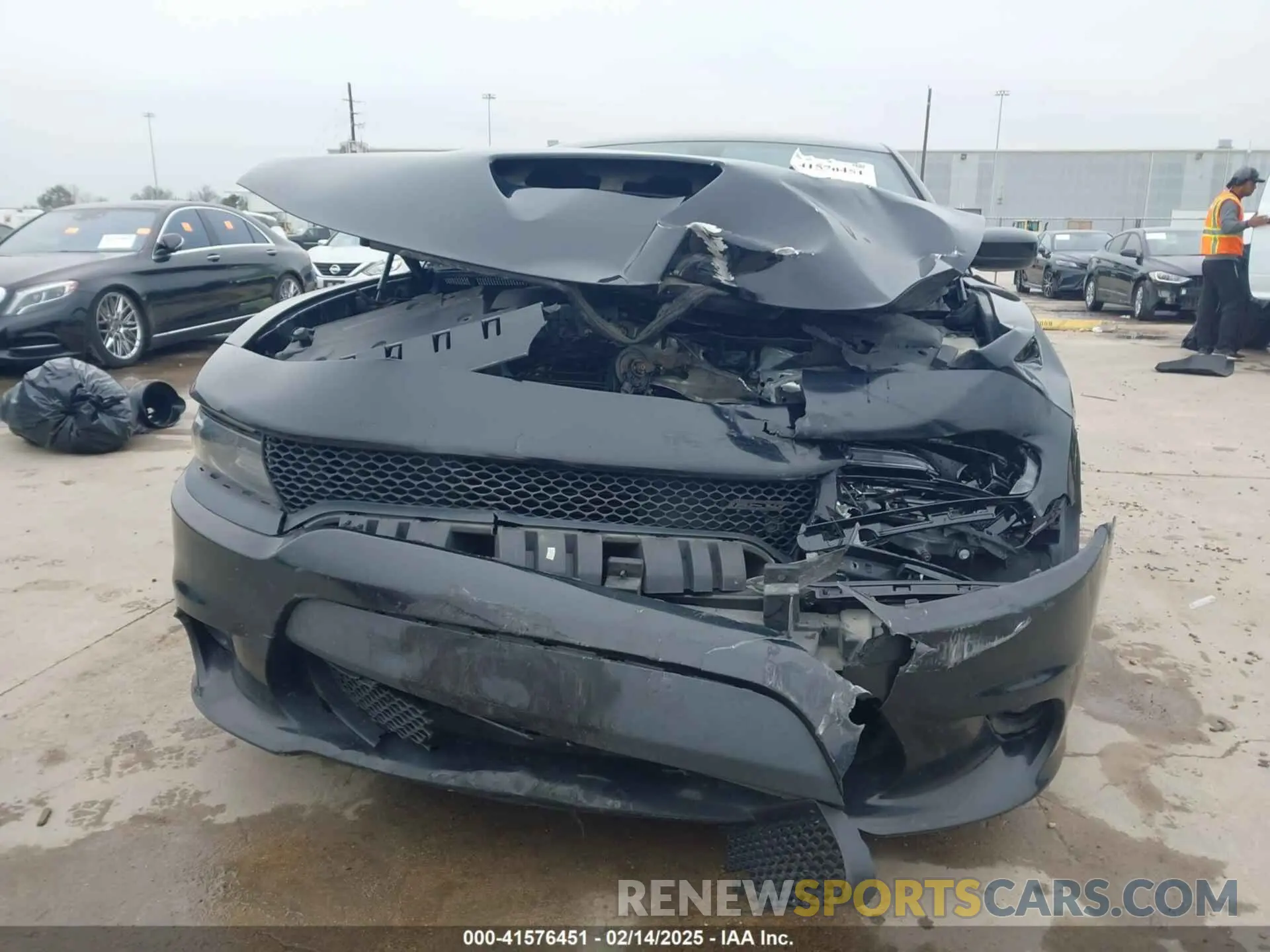 11 Photograph of a damaged car 2C3CDXHG8KH680986 DODGE CHARGER 2019