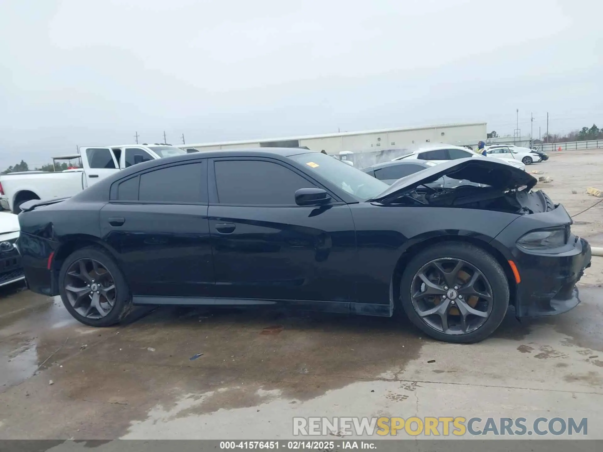 12 Photograph of a damaged car 2C3CDXHG8KH680986 DODGE CHARGER 2019