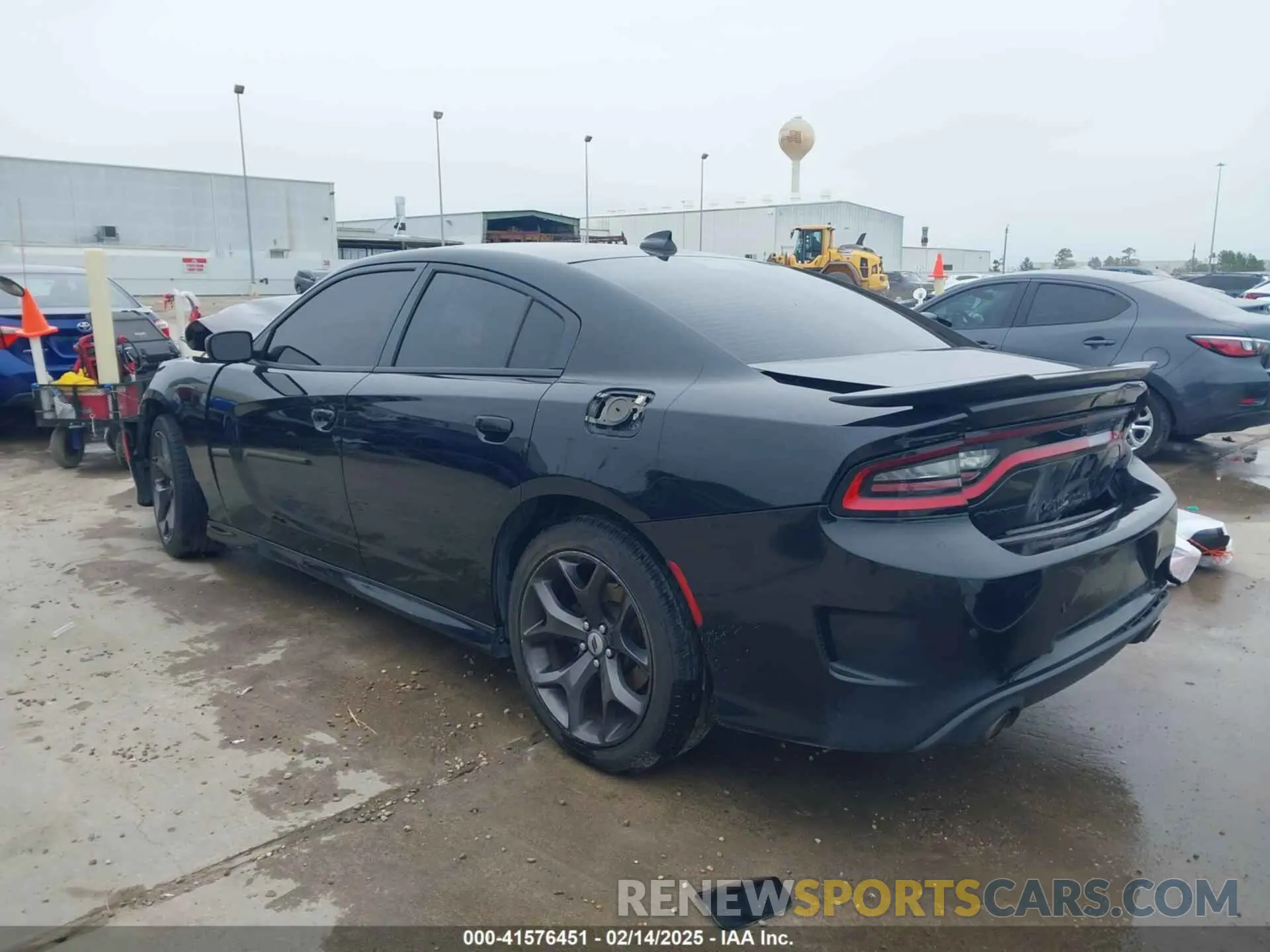 3 Photograph of a damaged car 2C3CDXHG8KH680986 DODGE CHARGER 2019