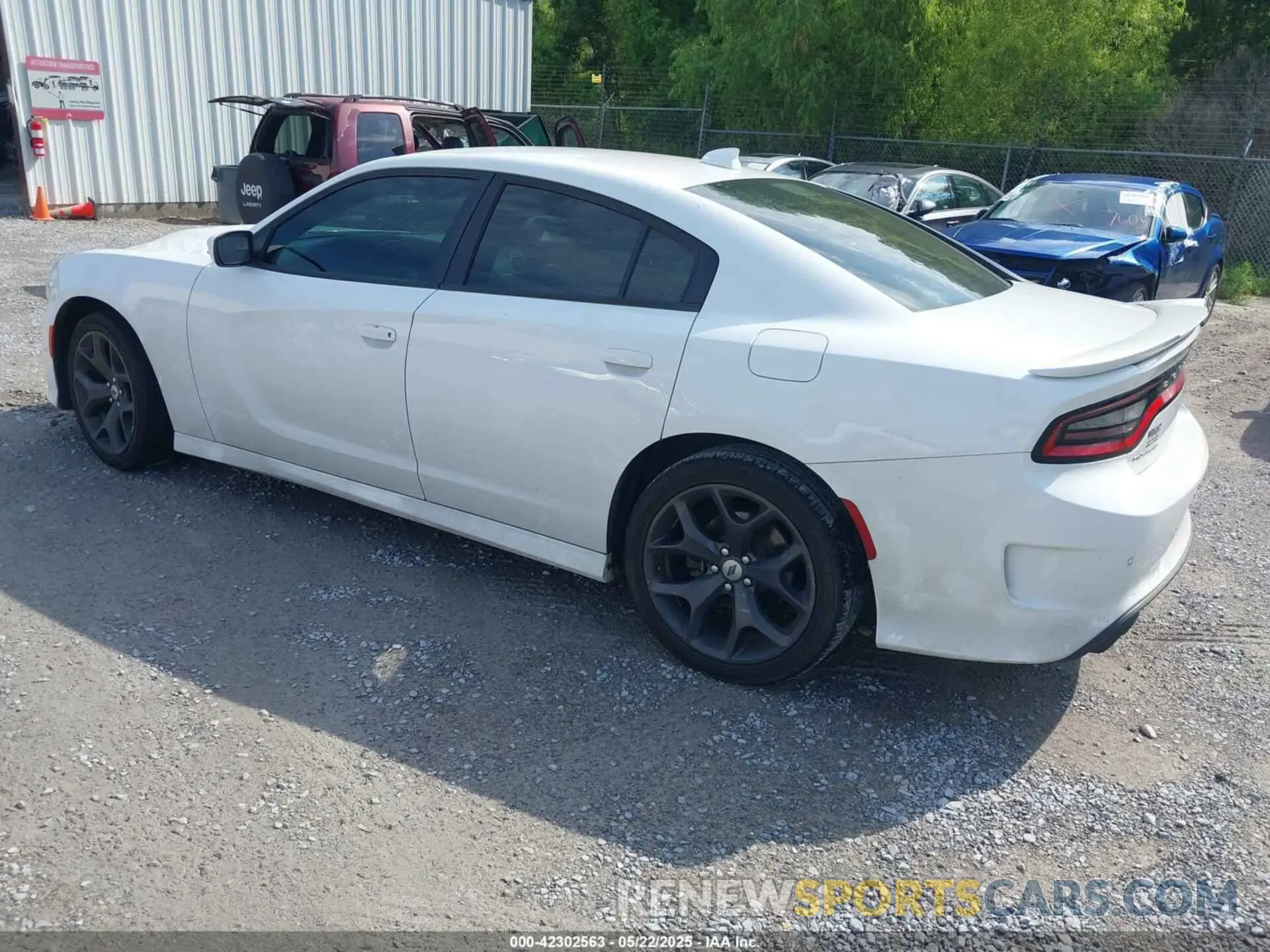 3 Photograph of a damaged car 2C3CDXHG9KH646796 DODGE CHARGER 2019