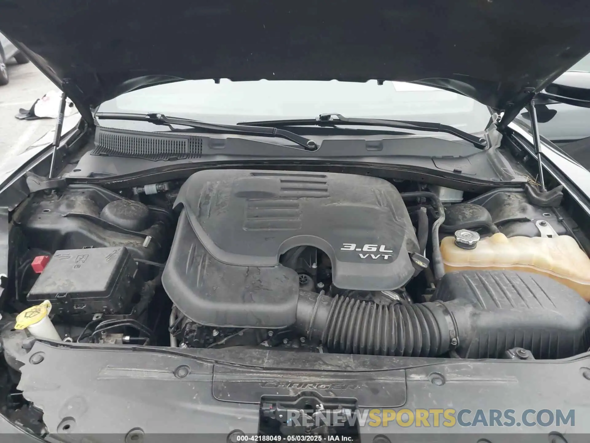 10 Photograph of a damaged car 2C3CDXHG9KH713879 DODGE CHARGER 2019