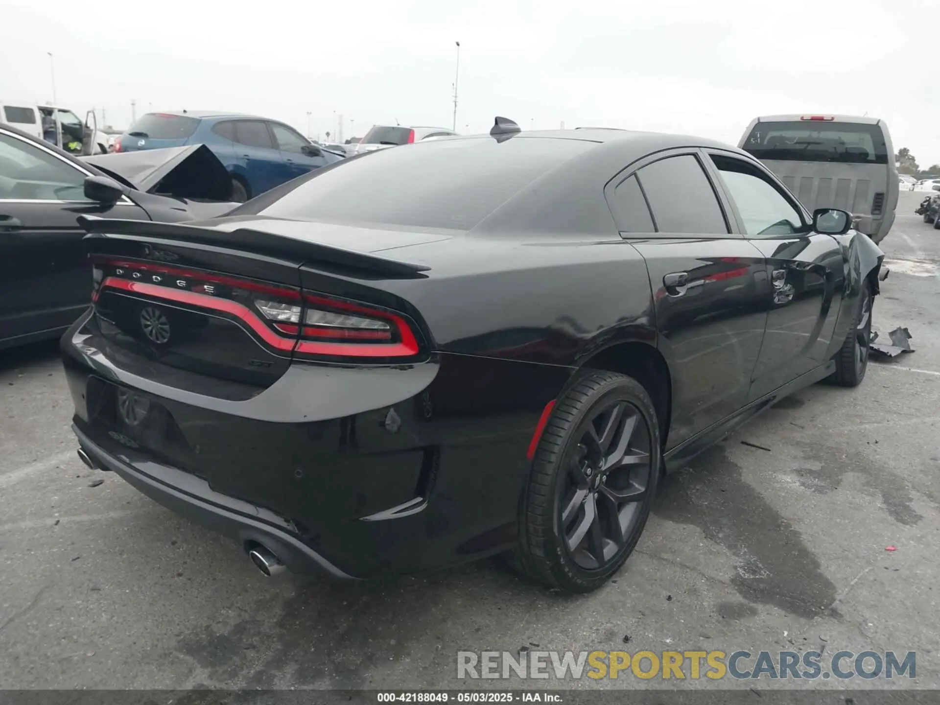4 Photograph of a damaged car 2C3CDXHG9KH713879 DODGE CHARGER 2019