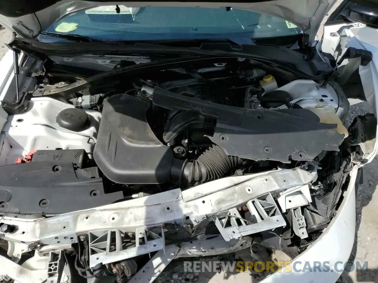 11 Photograph of a damaged car 2C3CDXHGXKH693058 DODGE CHARGER 2019