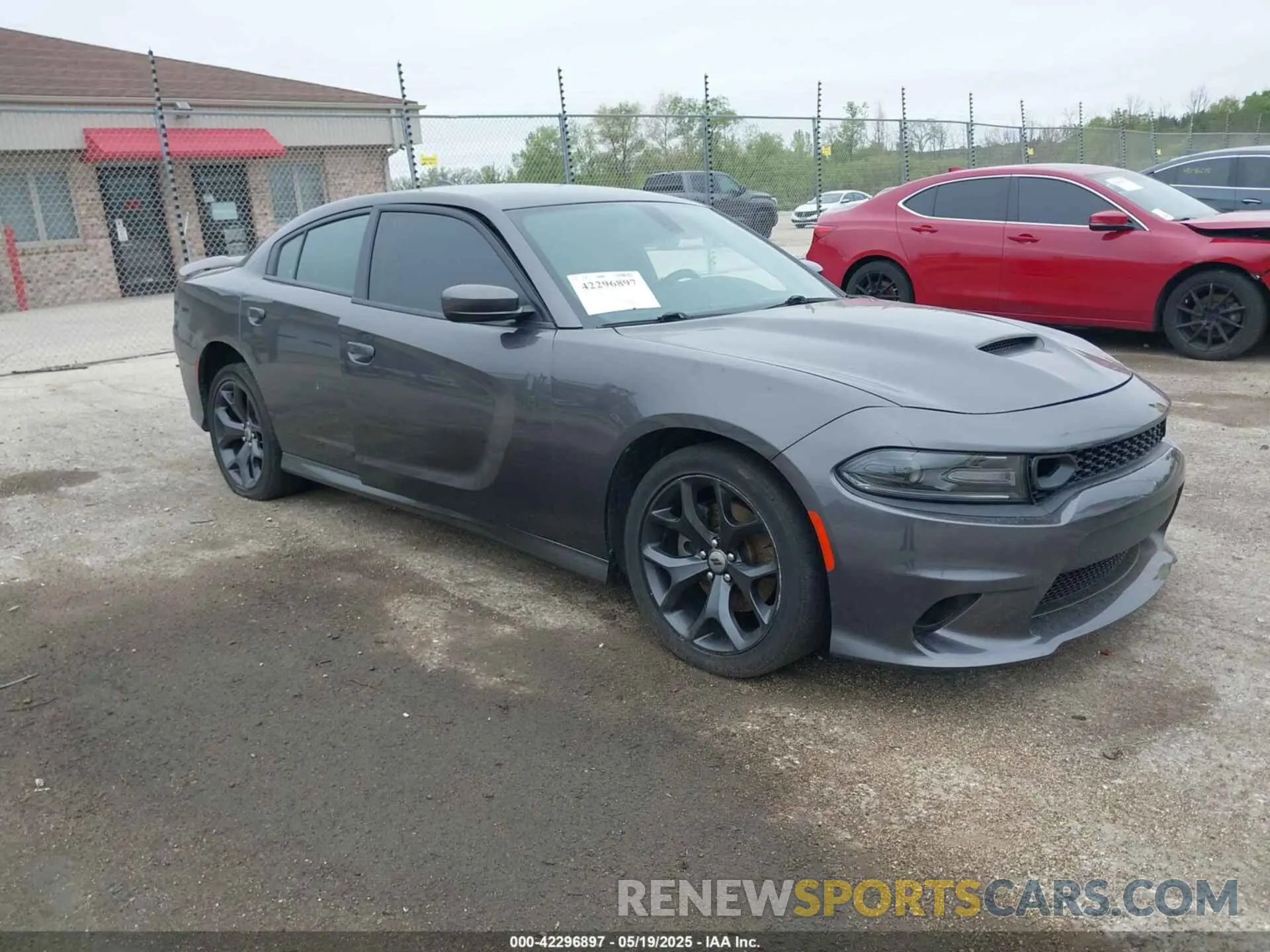 1 Photograph of a damaged car 2C3CDXHGXKH749466 DODGE CHARGER 2019